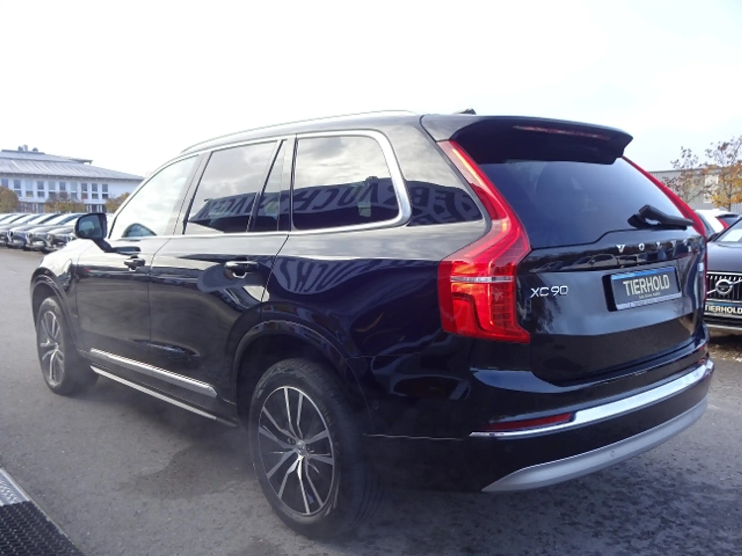 Volvo - XC90