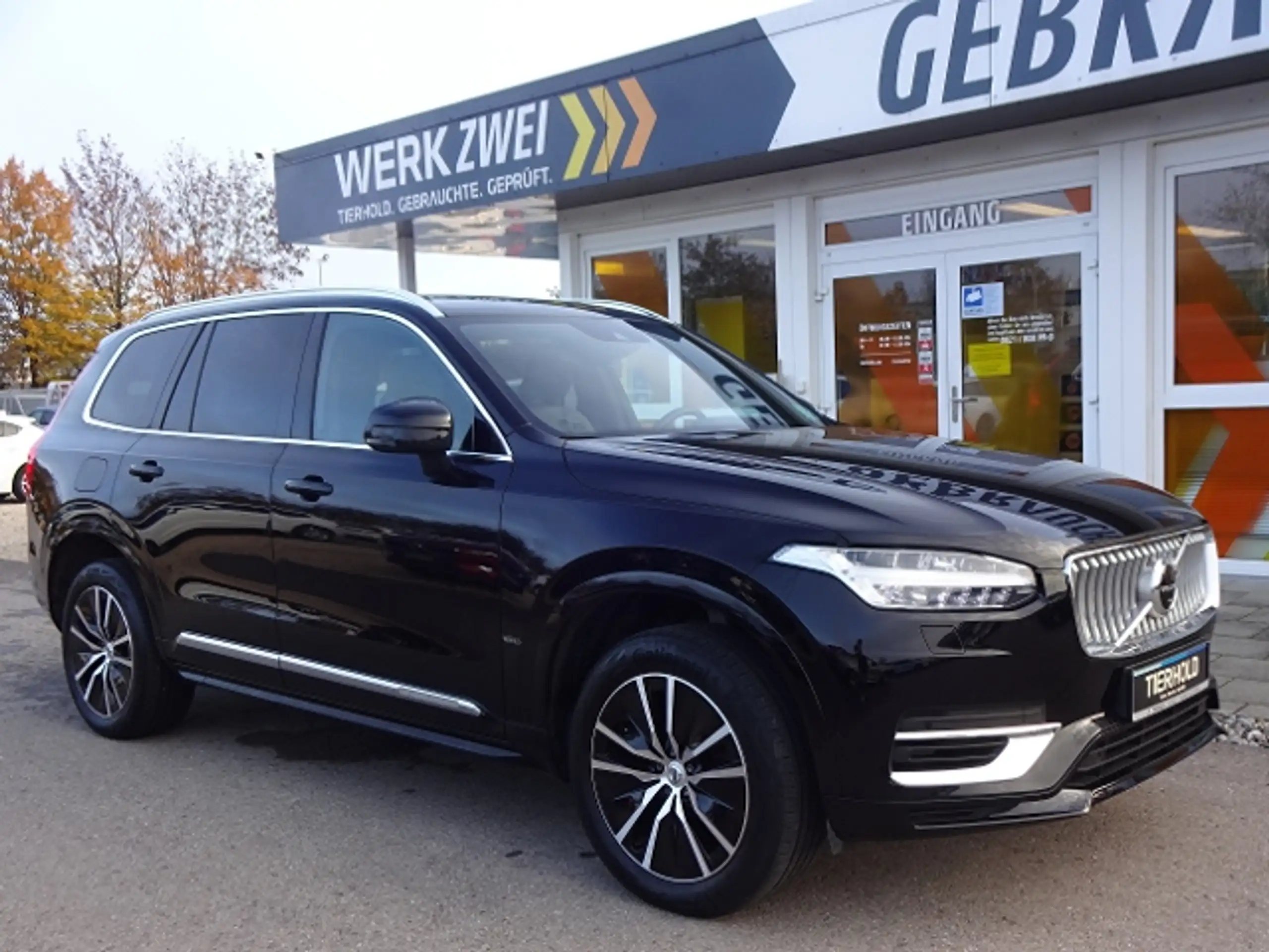 Volvo - XC90