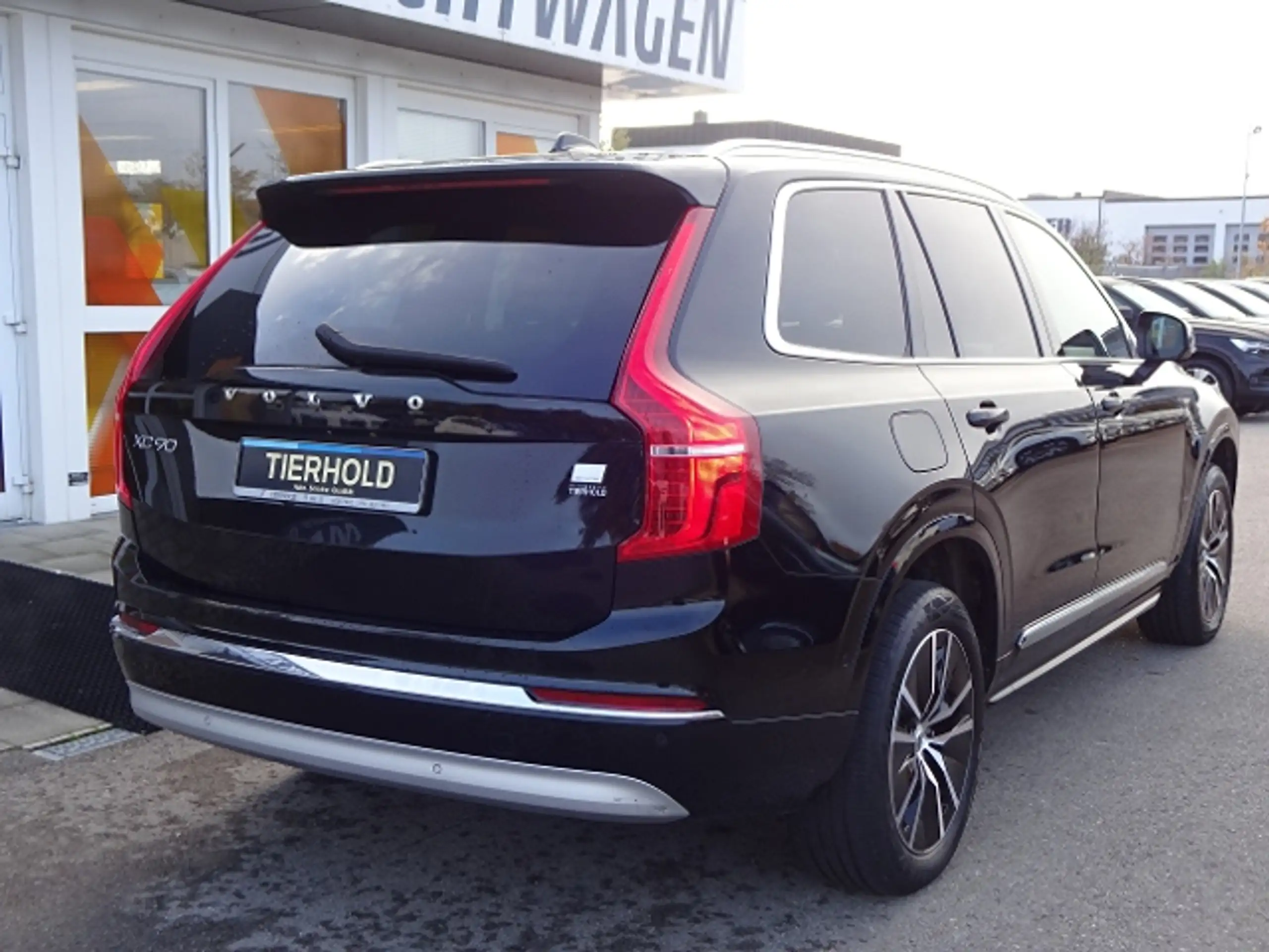 Volvo - XC90