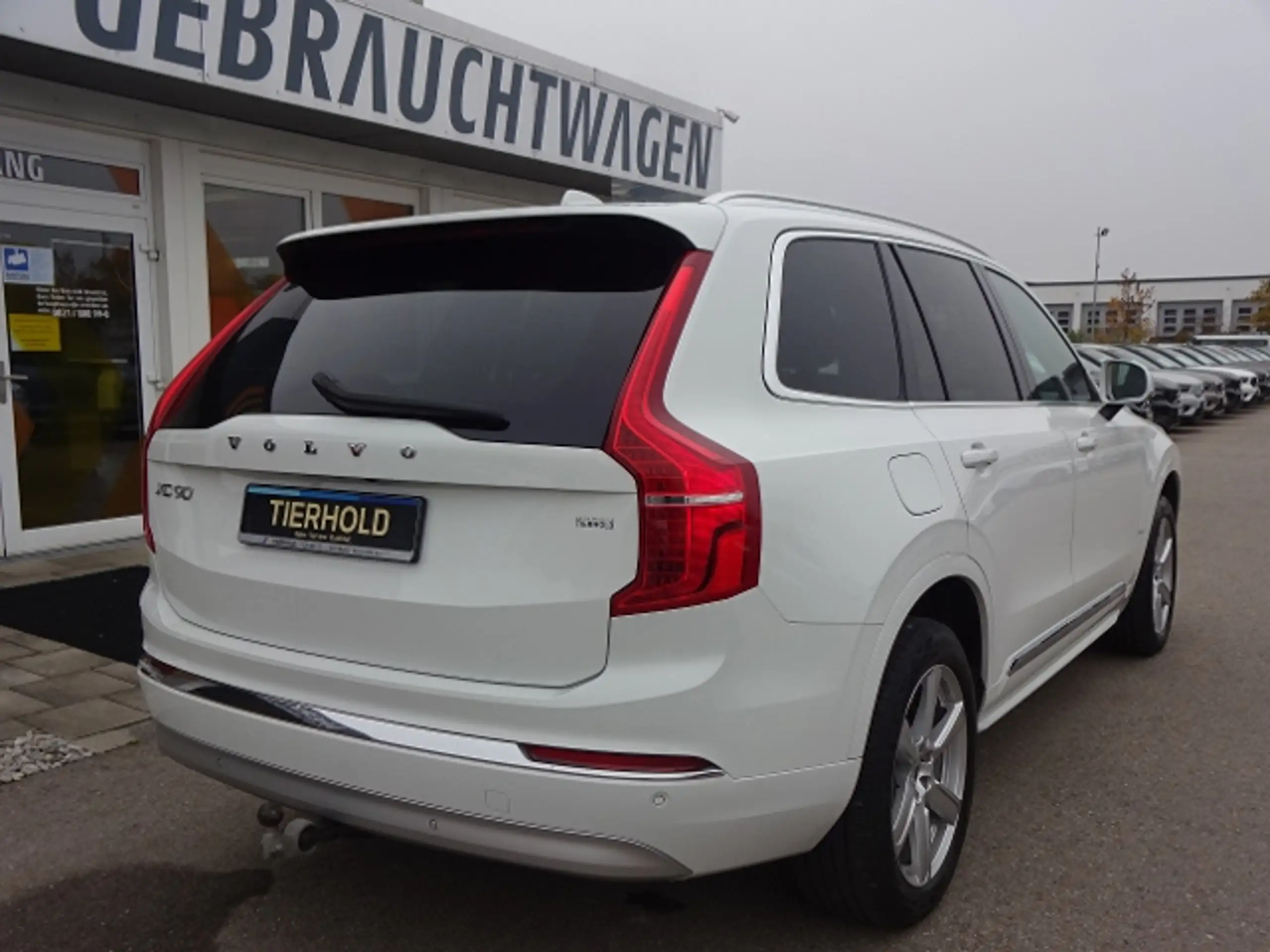 Volvo - XC90