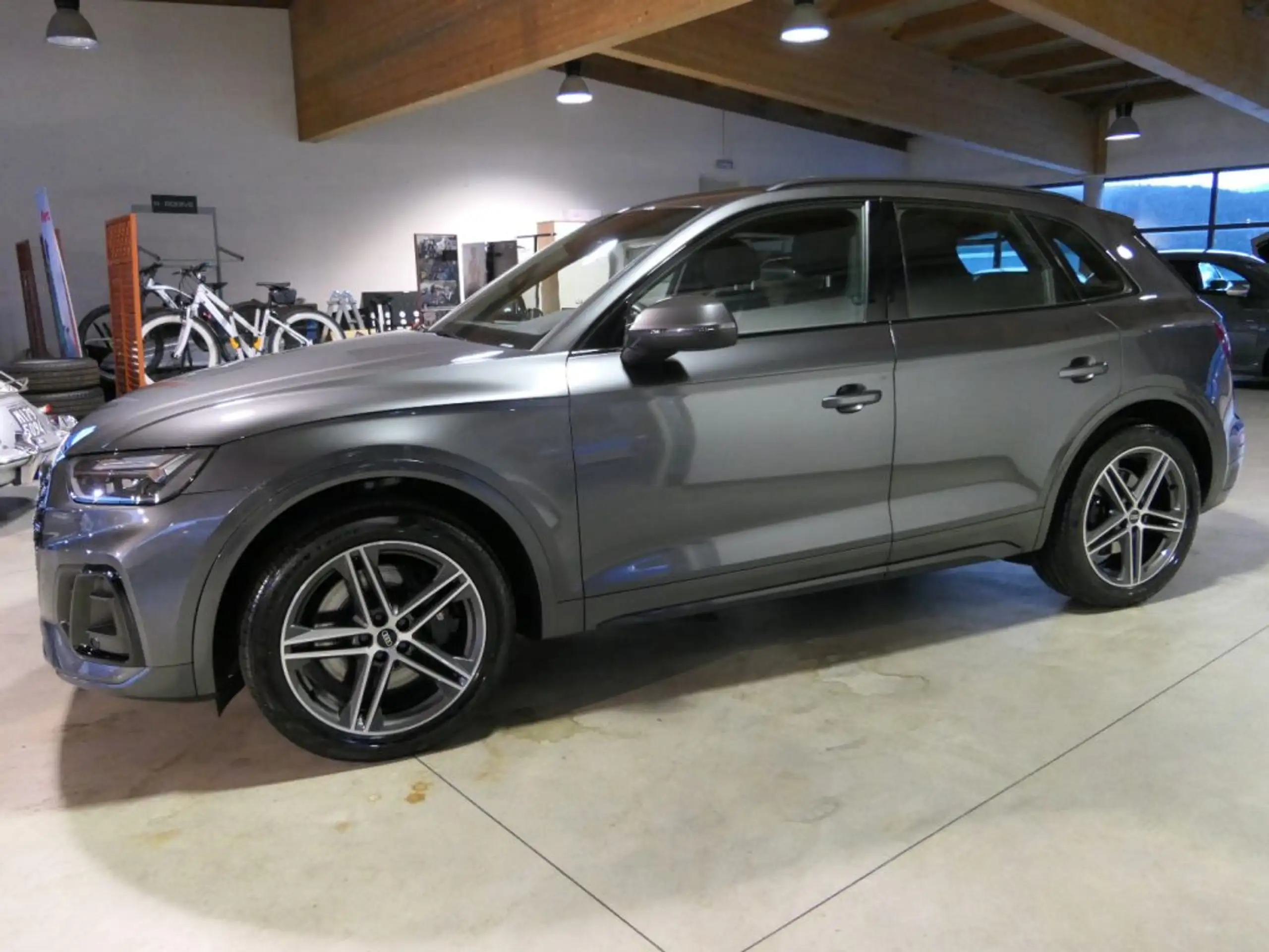 Audi SQ5 2021