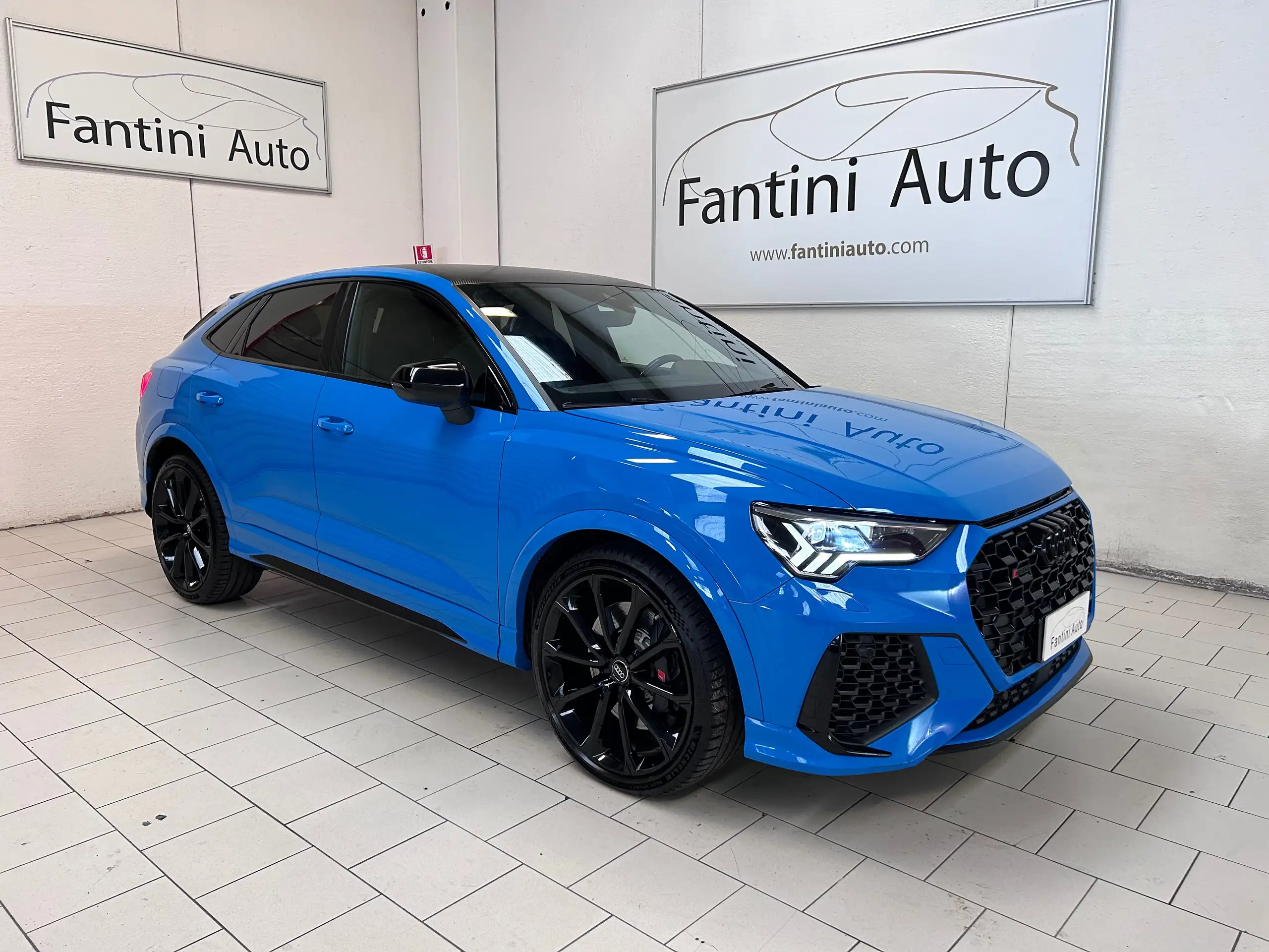 Audi - RS Q3