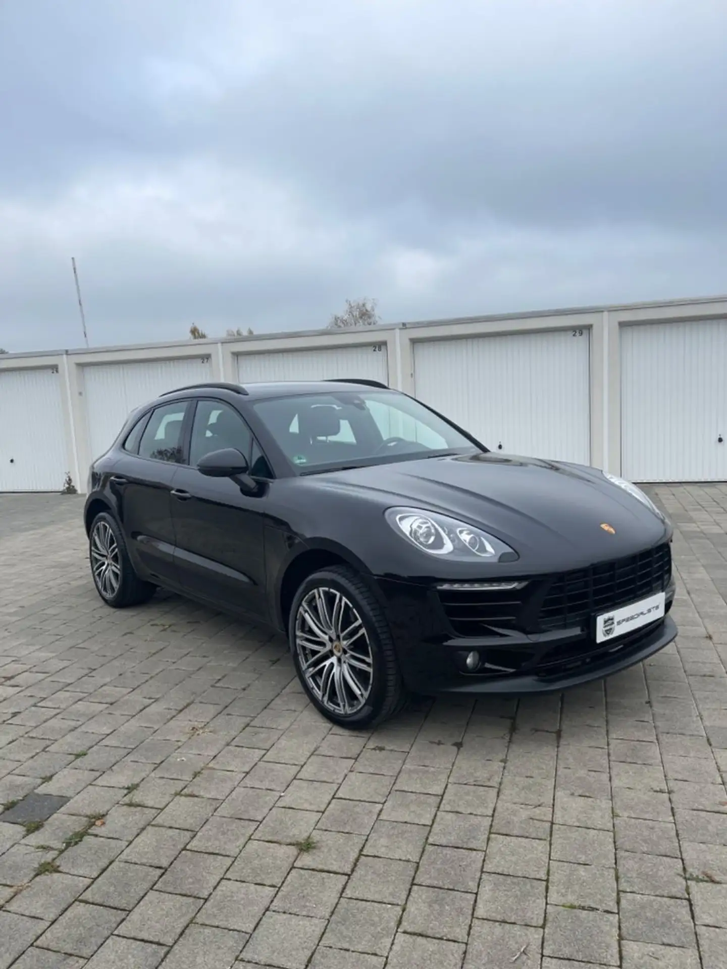 Porsche - Macan