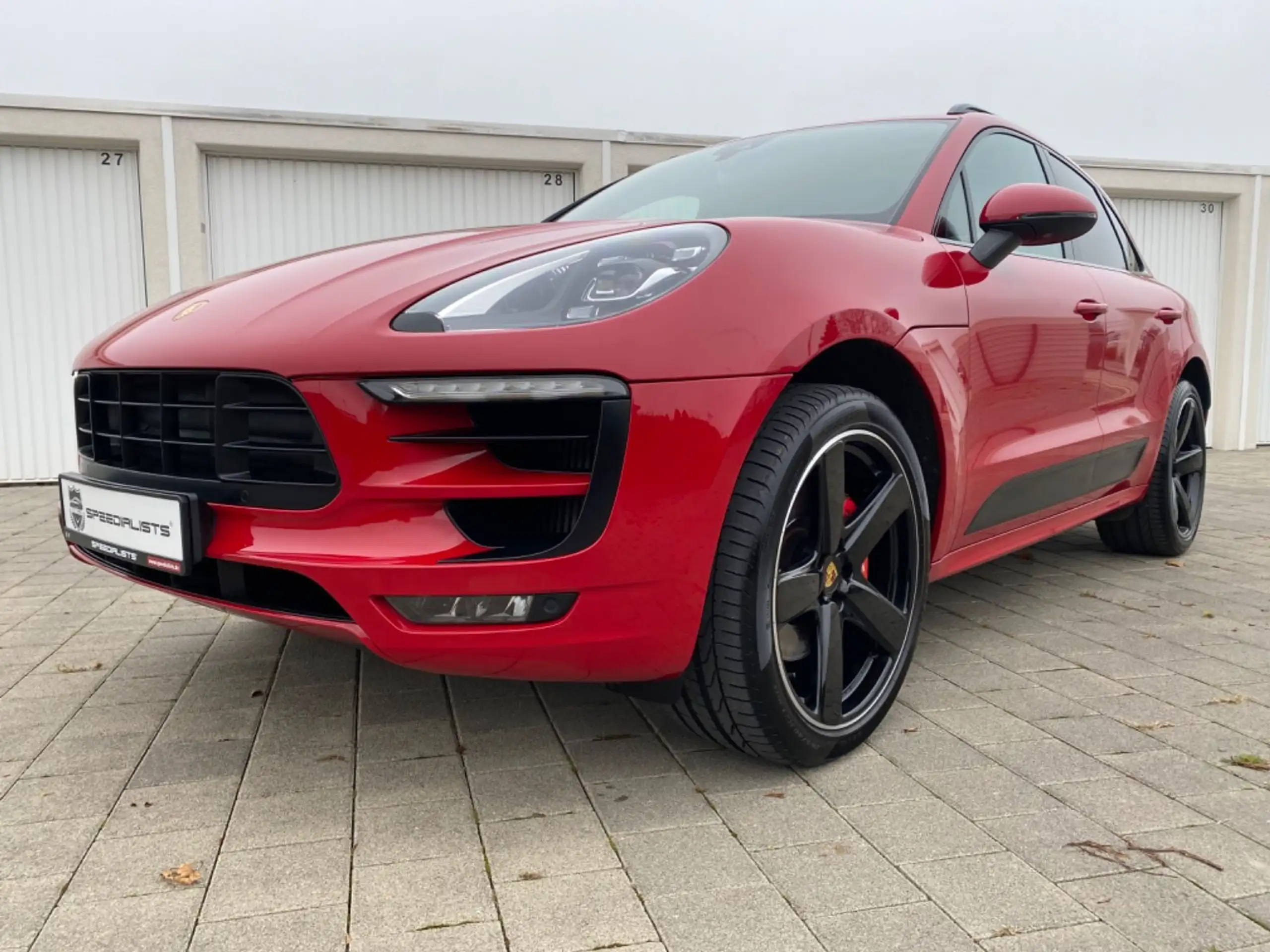 Porsche - Macan