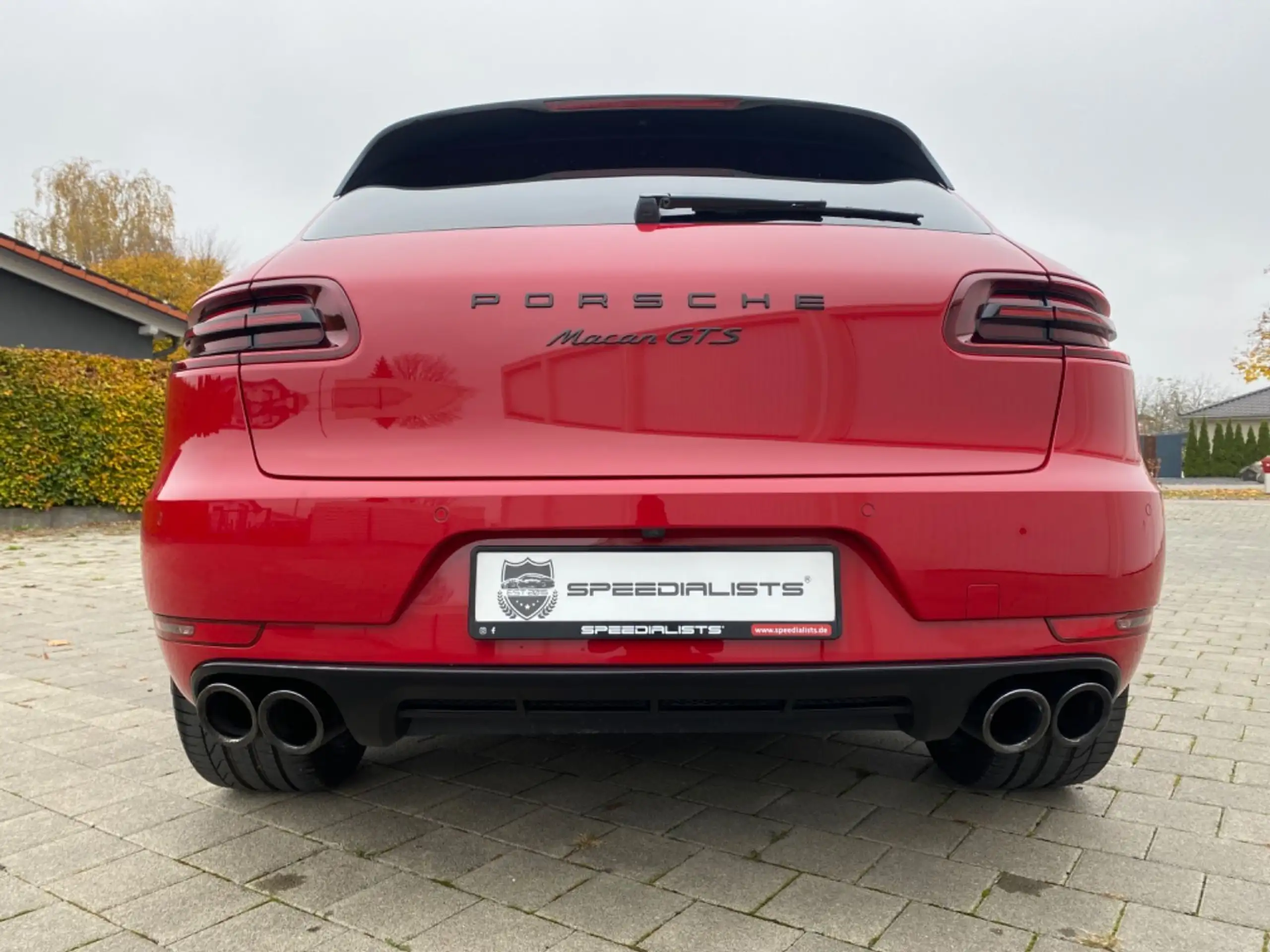 Porsche - Macan