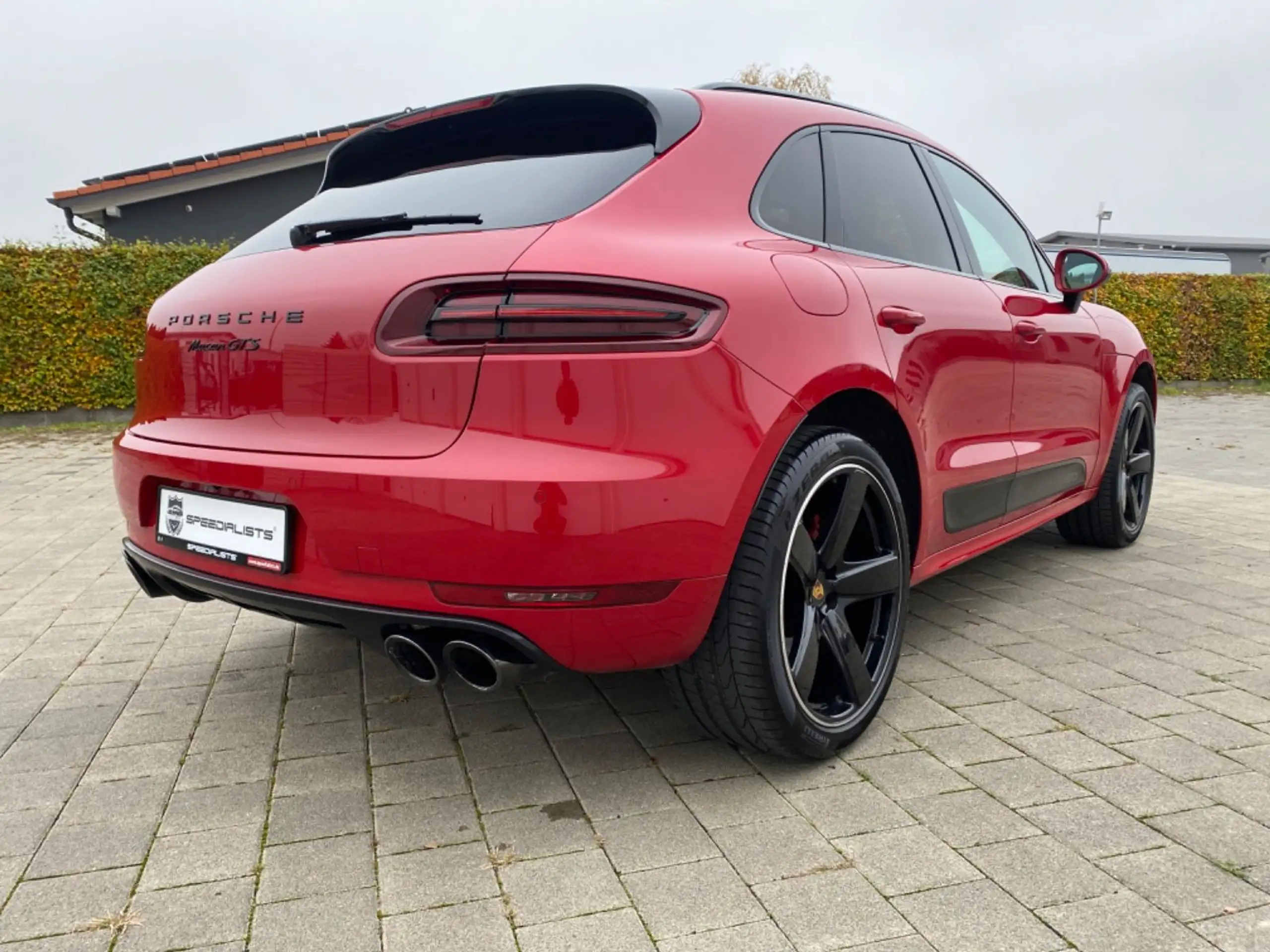 Porsche - Macan