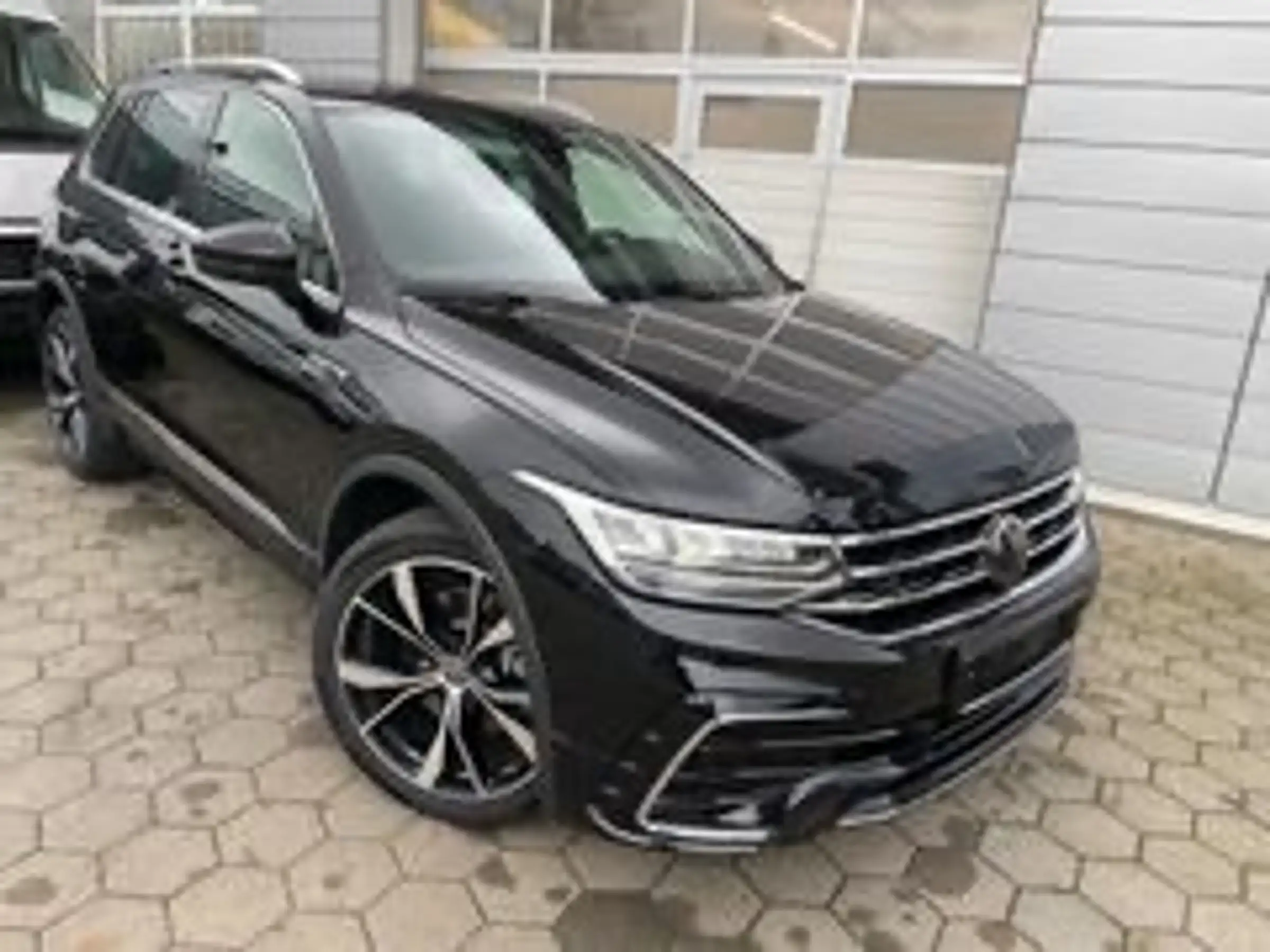 Volkswagen - Tiguan