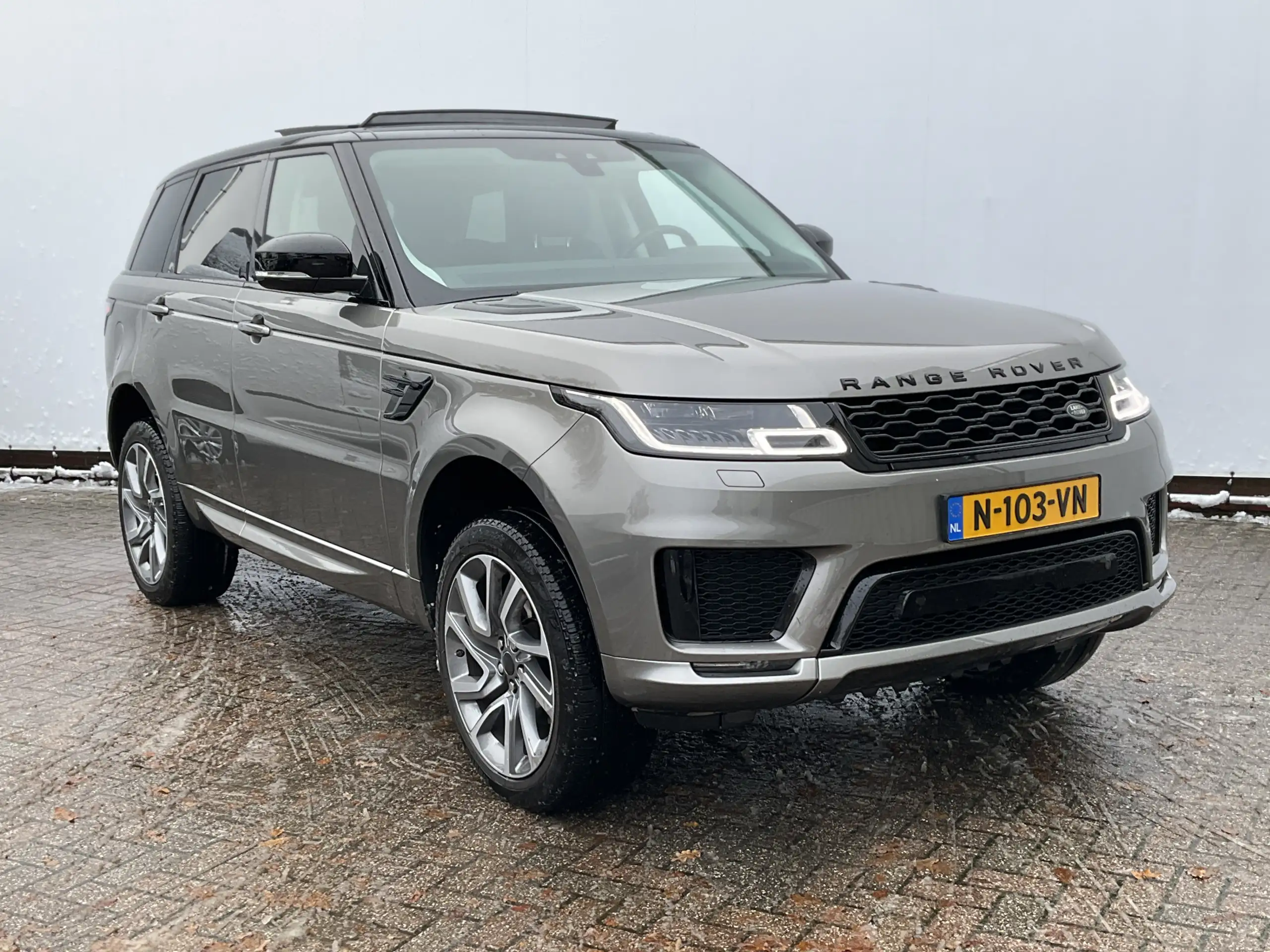 Land Rover - Range Rover Sport