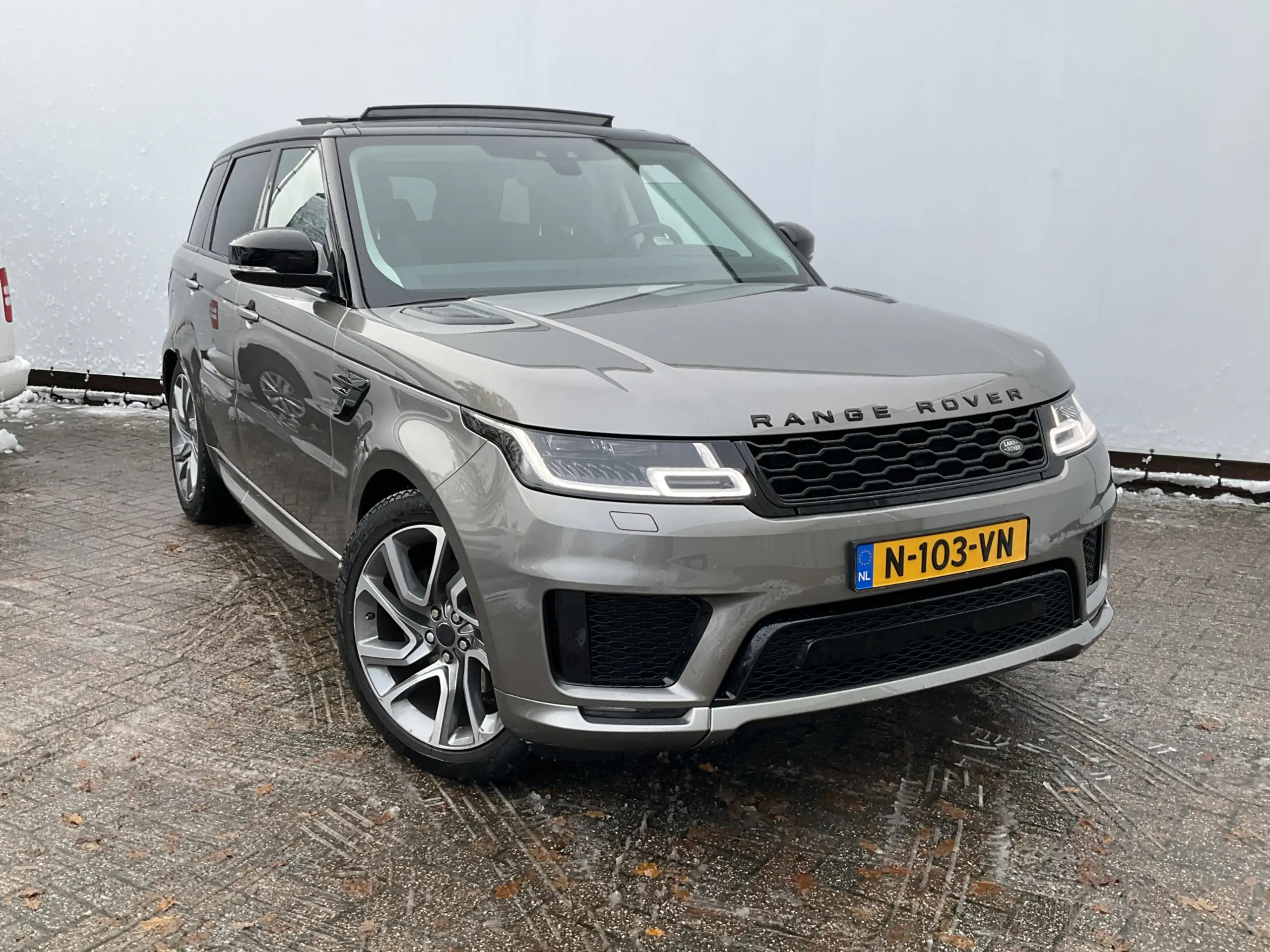 Land Rover - Range Rover Sport