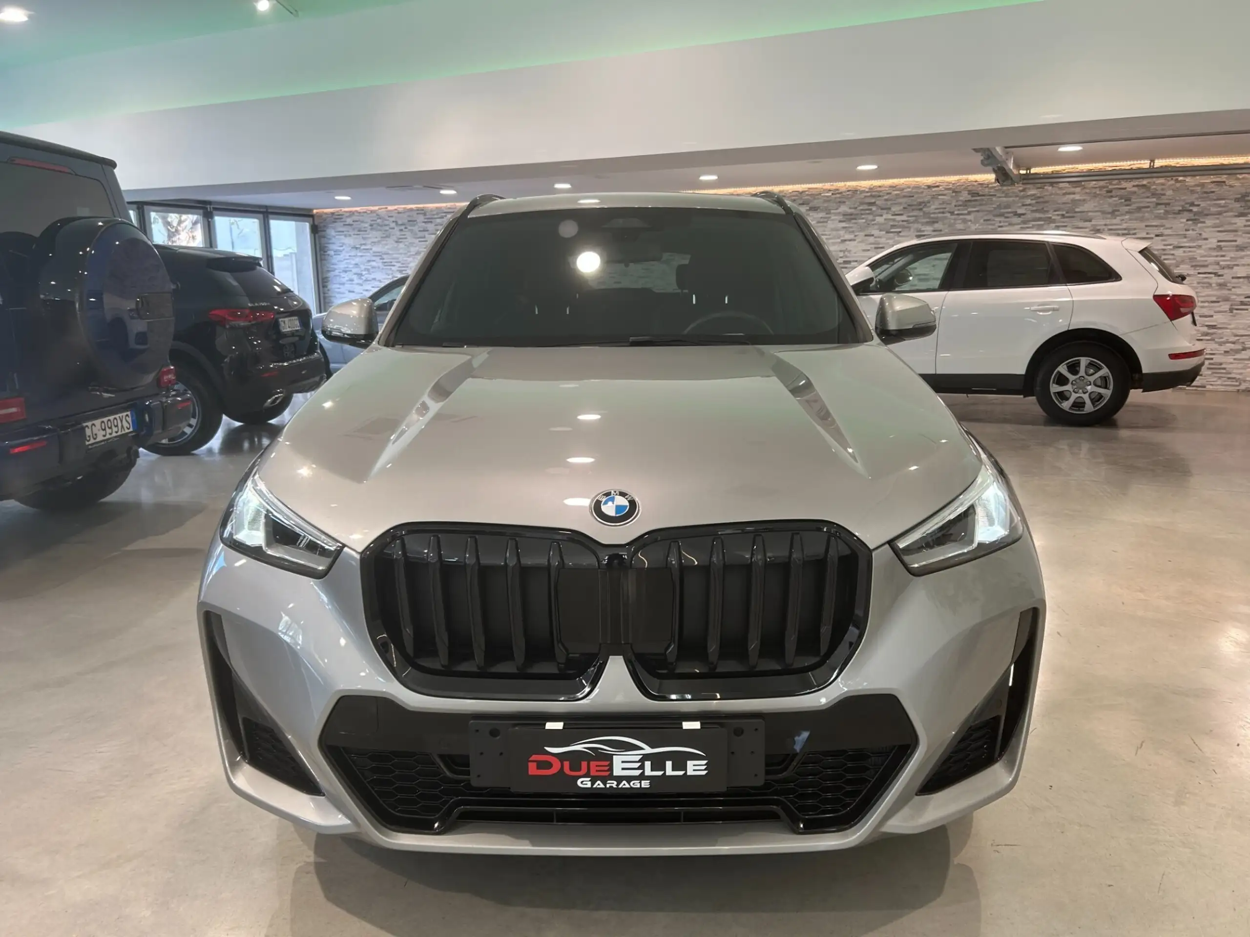 BMW - X1