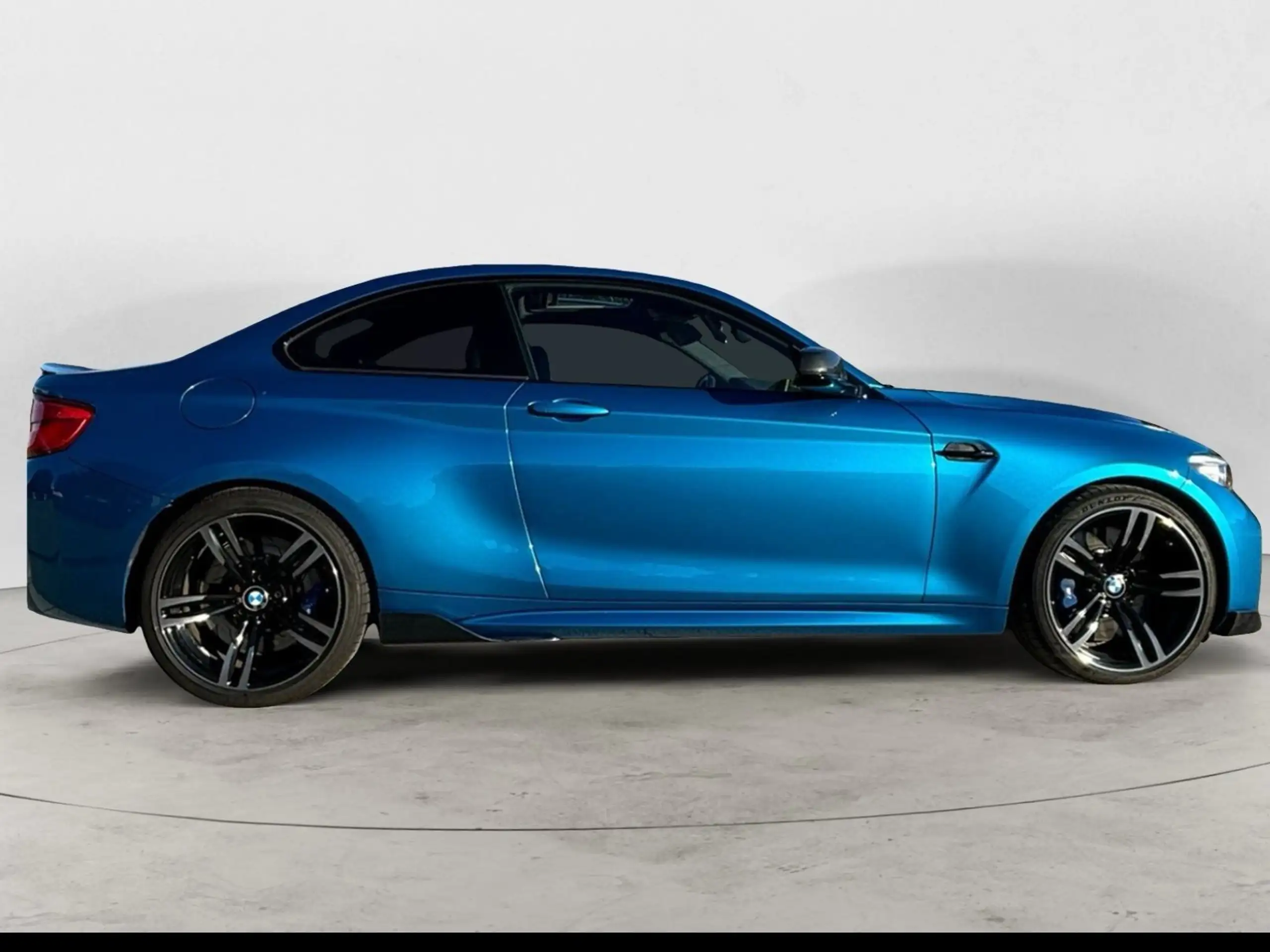 BMW - M2