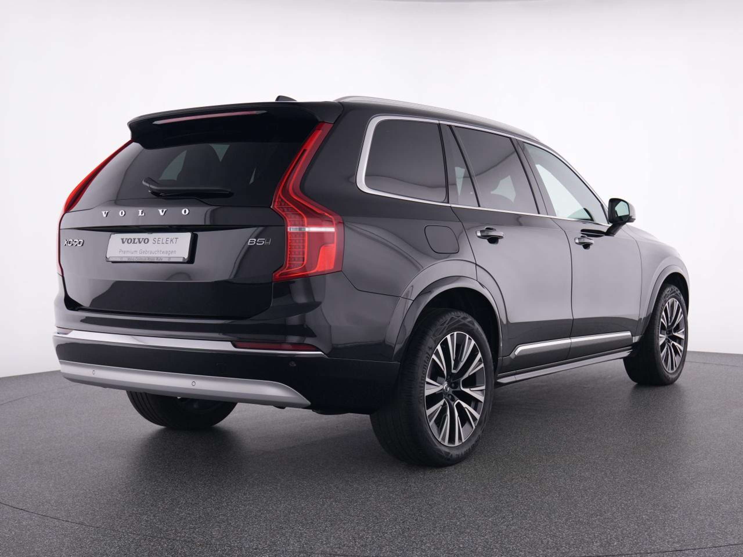 Volvo - XC90