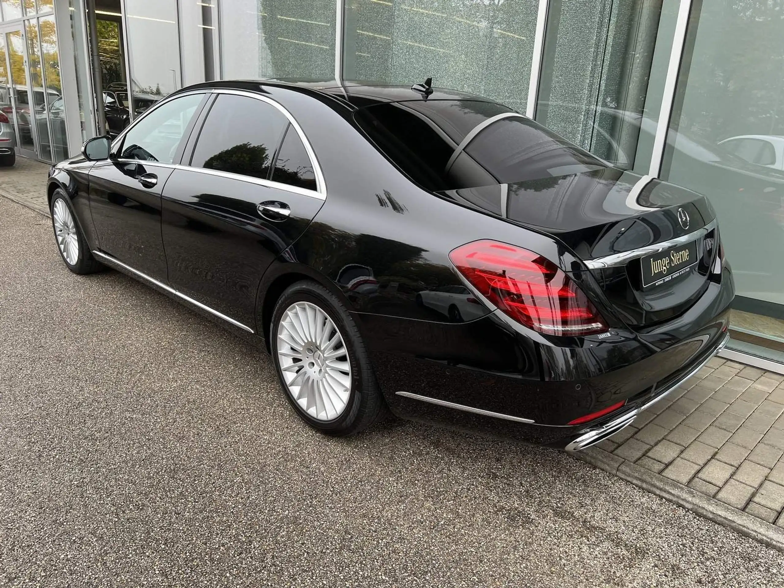 Mercedes-Benz - S 350