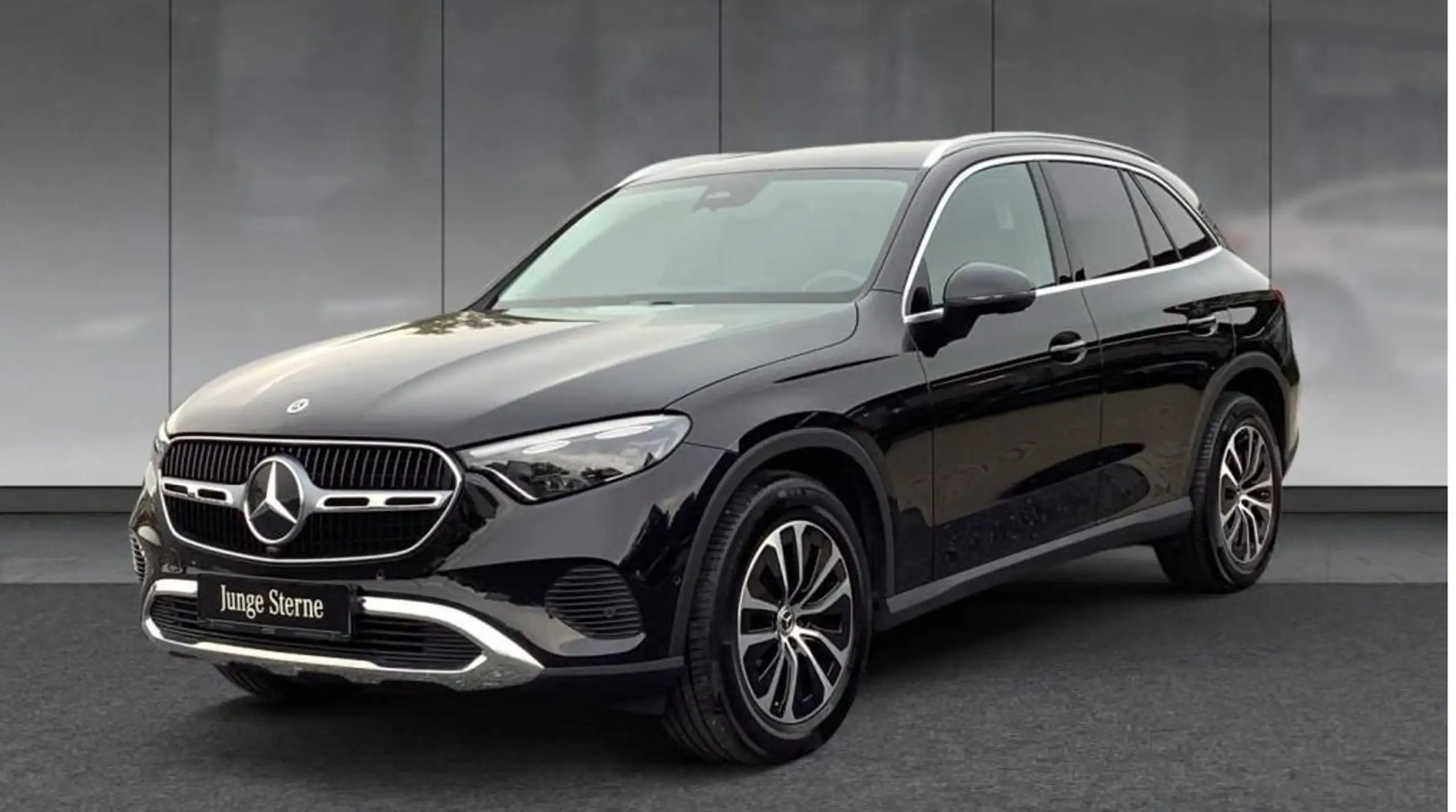 Mercedes-Benz - GLC 220