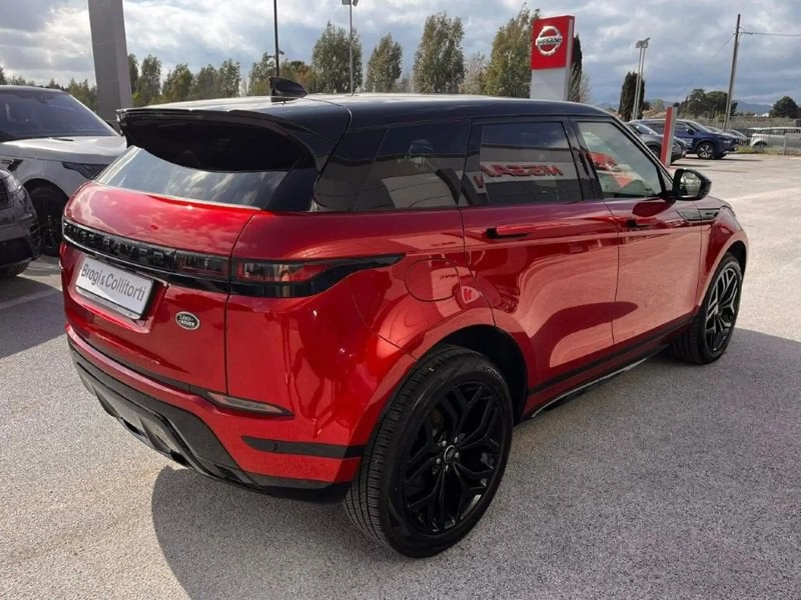 Land Rover - Range Rover Evoque