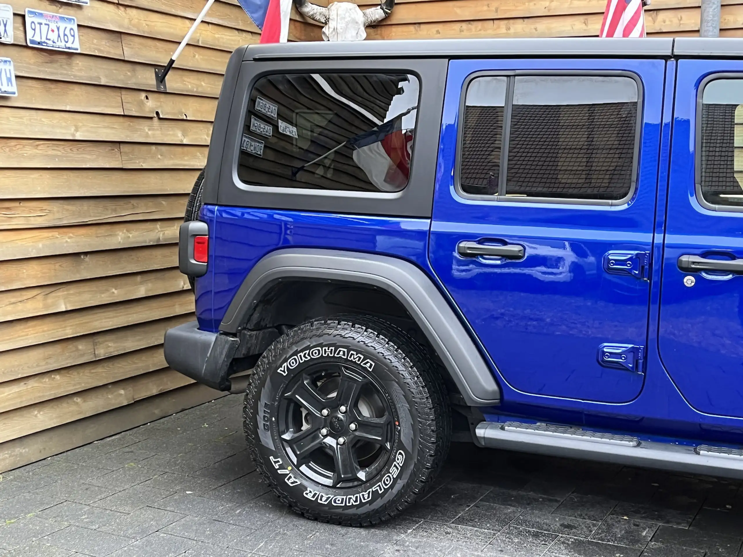 Jeep - Wrangler