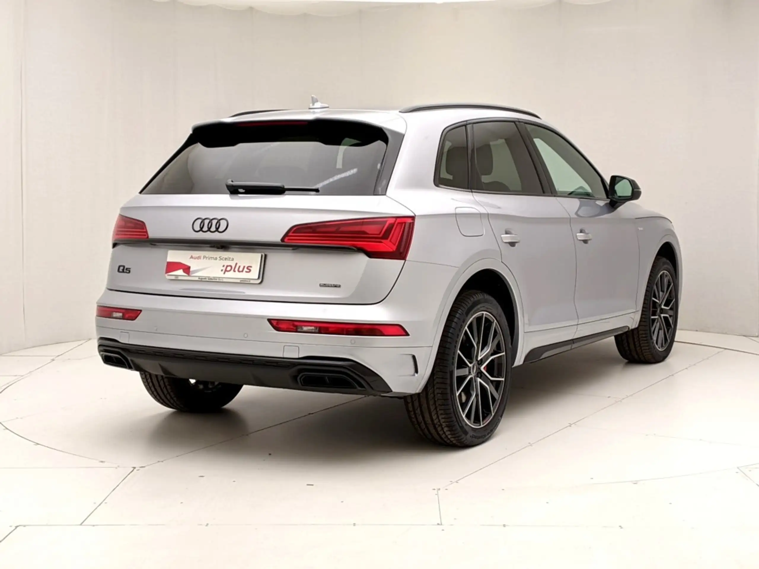 Audi - Q5