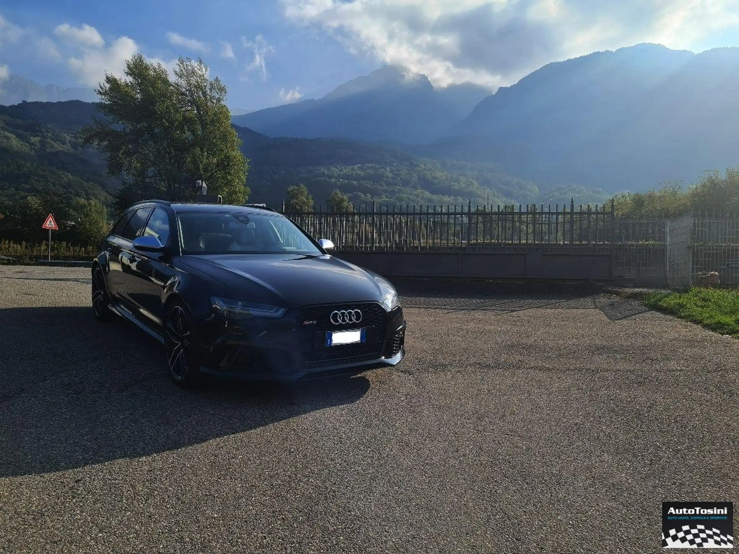 Audi - RS6