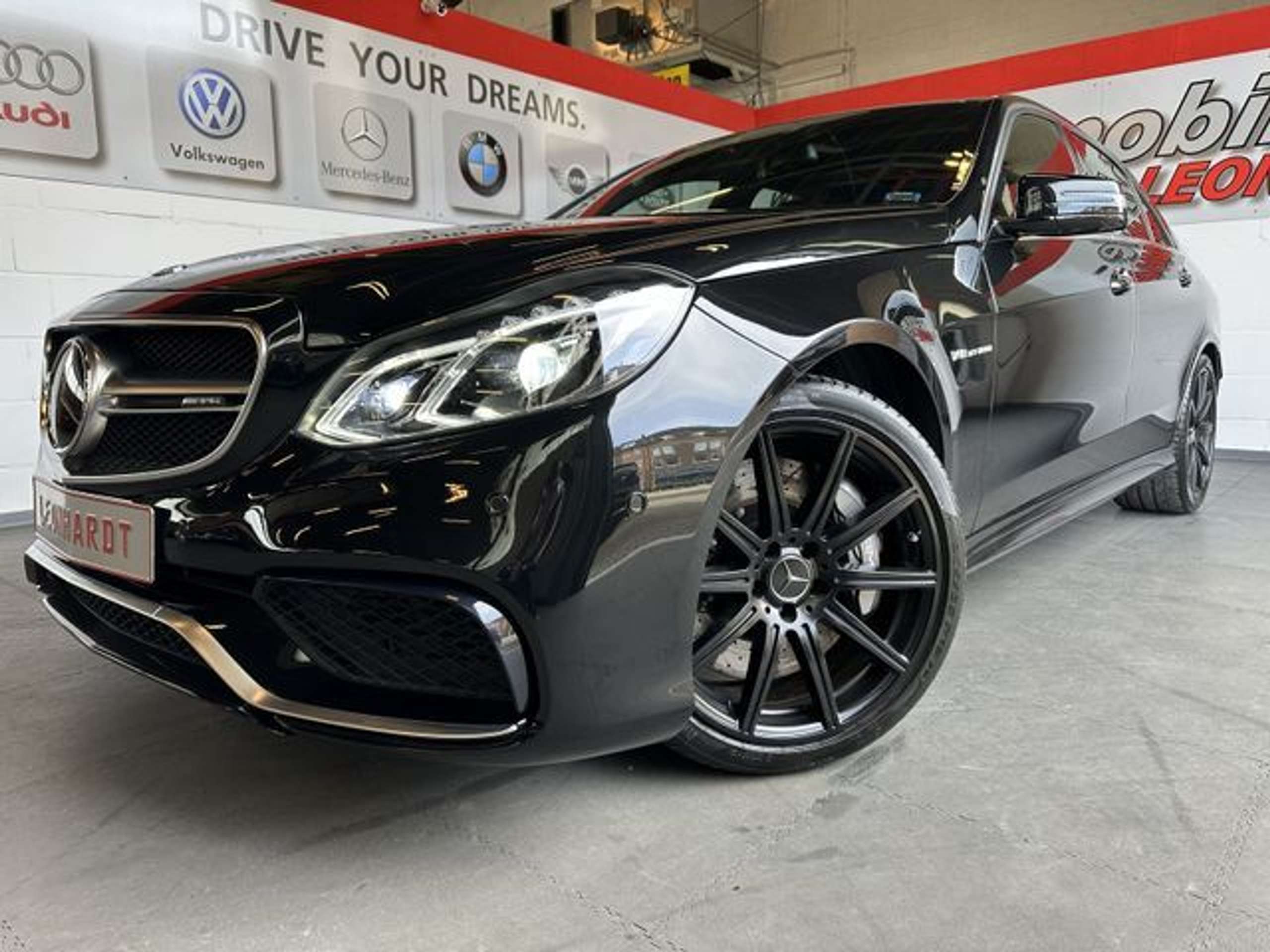 Mercedes-Benz - E 63 AMG