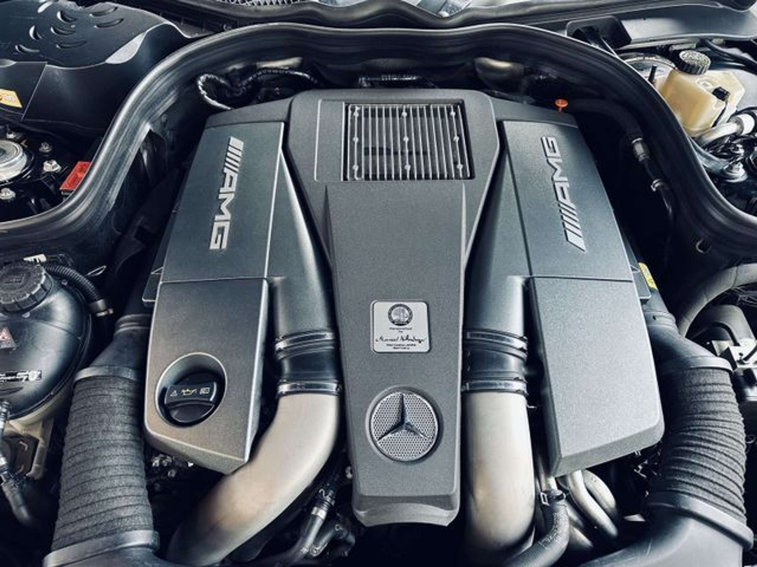 Mercedes-Benz - E 63 AMG