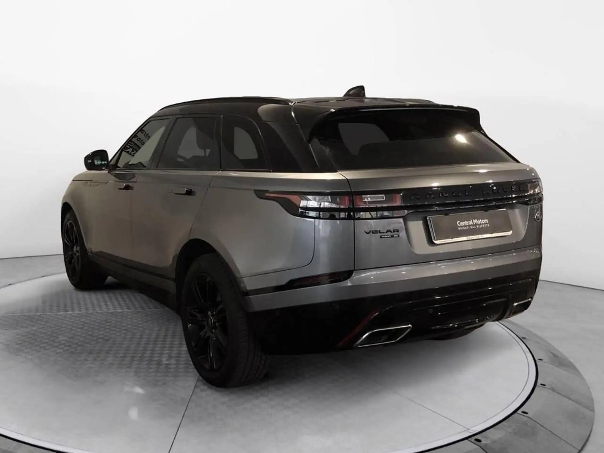 Land Rover - Range Rover Velar