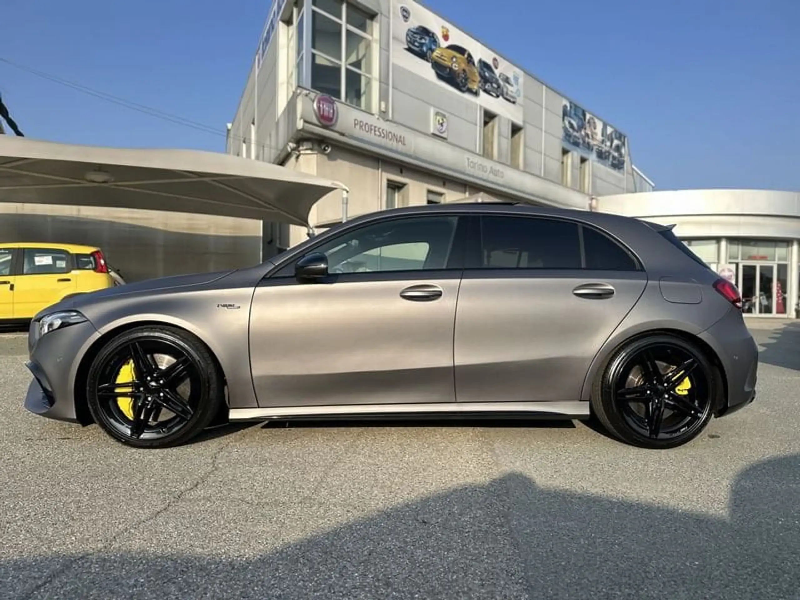 Mercedes-Benz - A 45 AMG