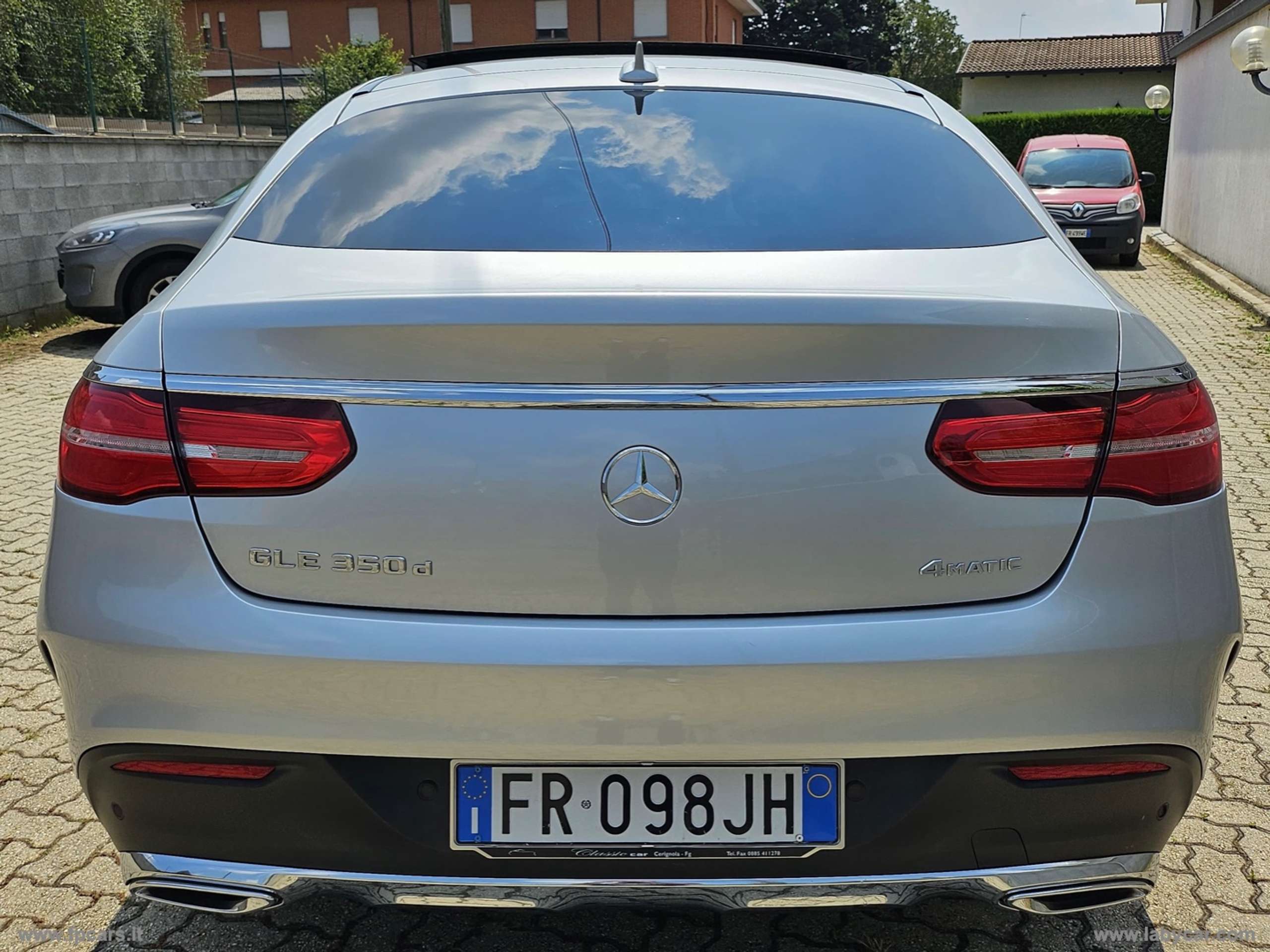 Mercedes-Benz - GLE 400