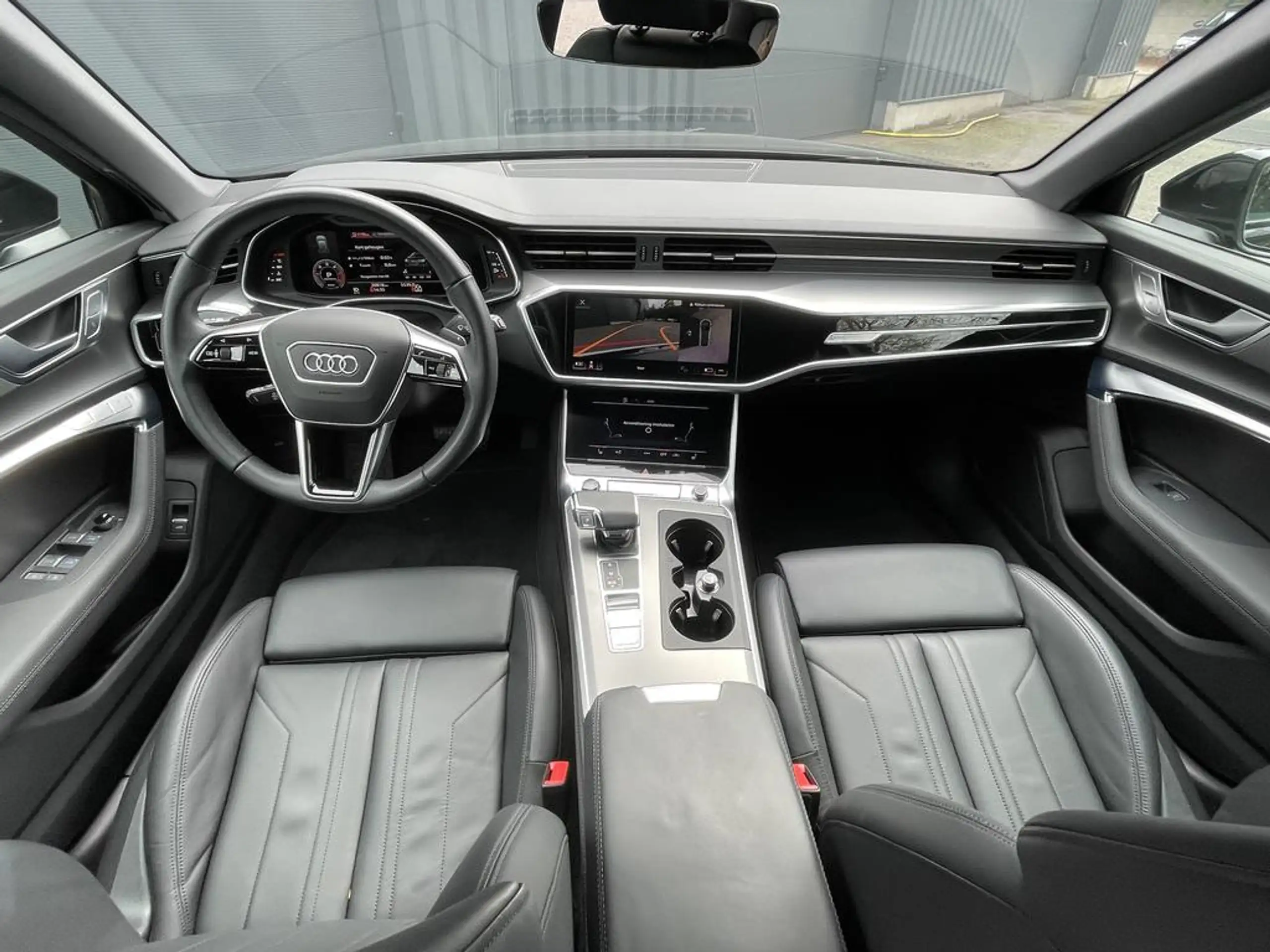 Audi - A6