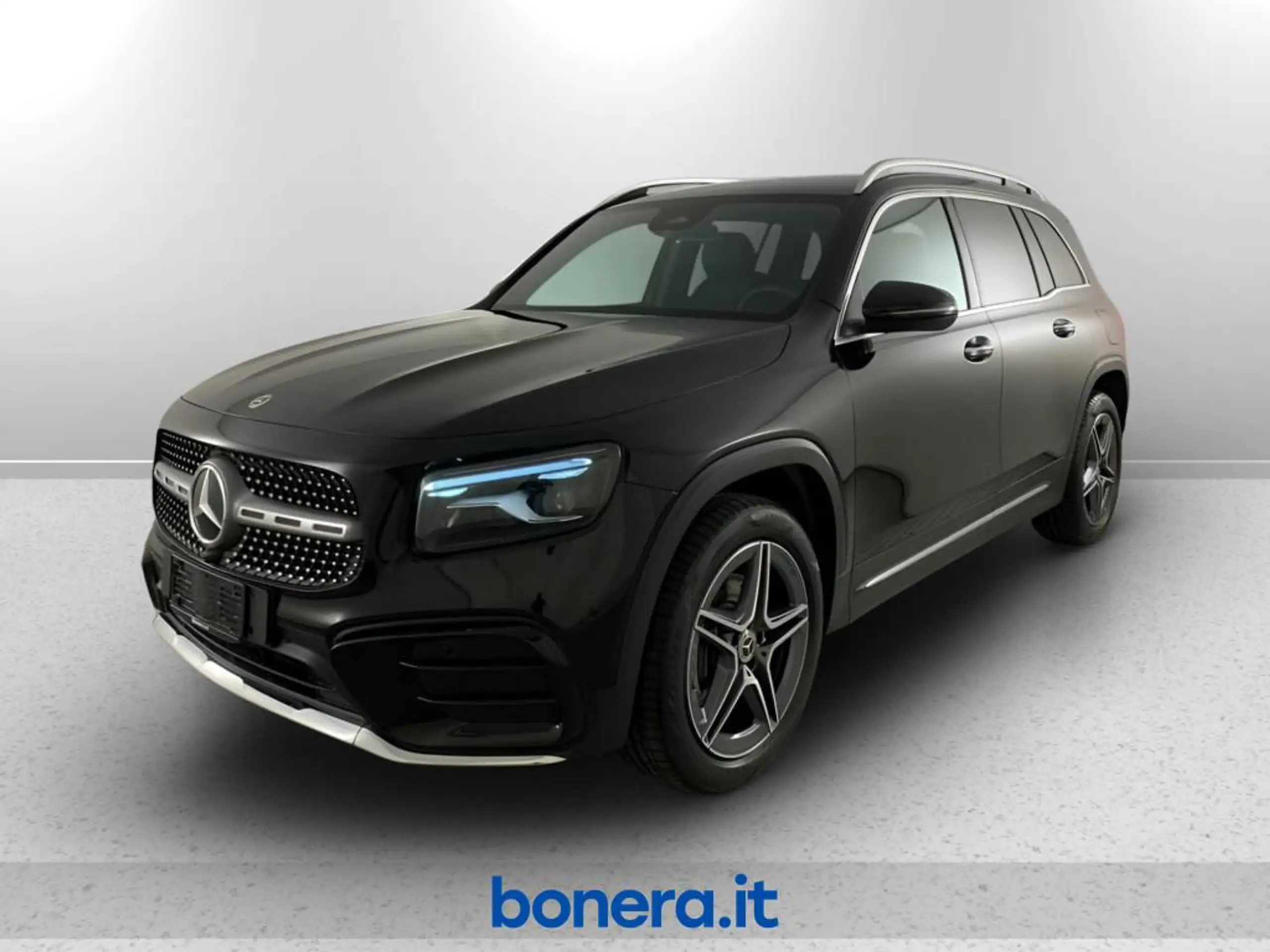 Mercedes-Benz GLB 200 2024