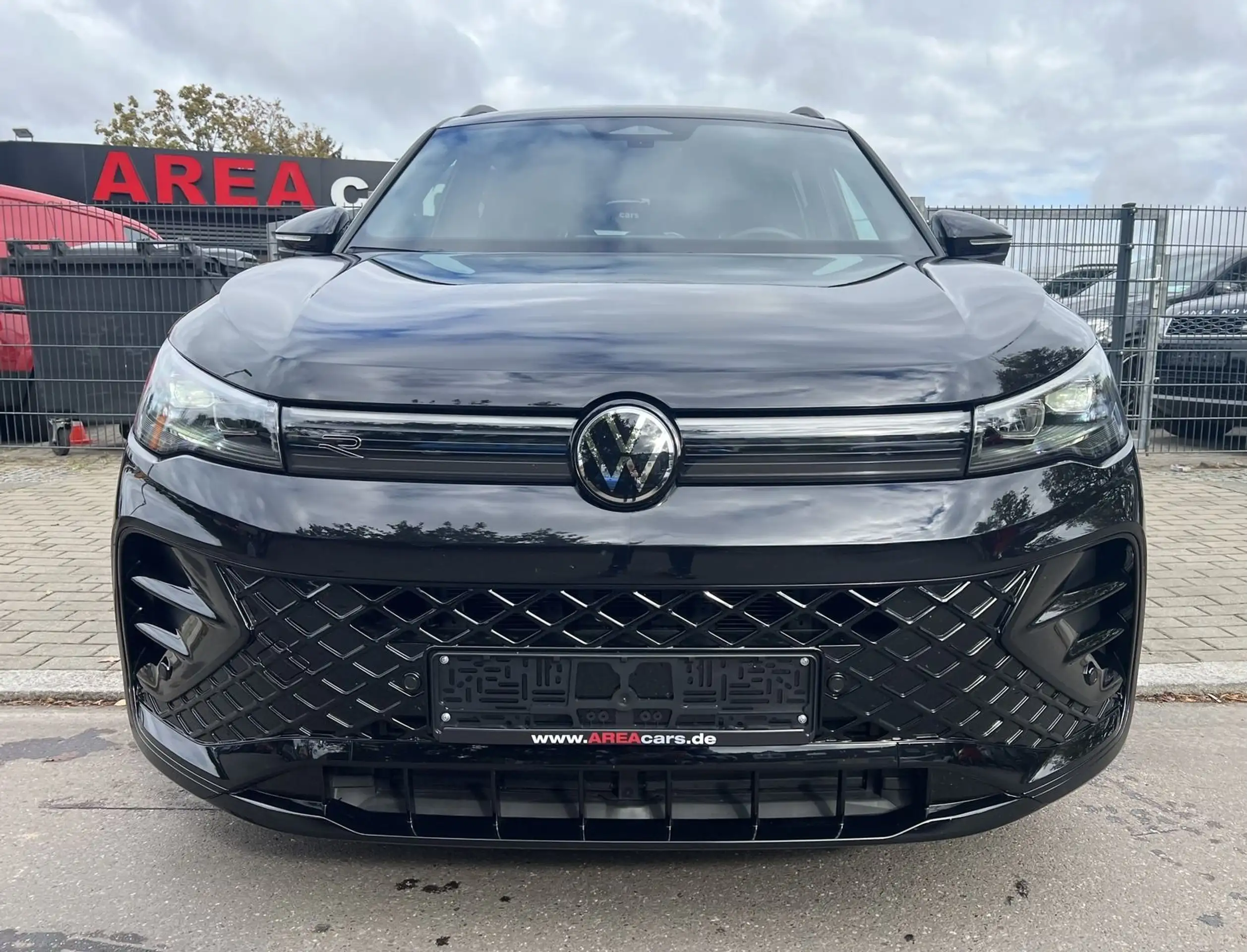 Volkswagen - Tiguan