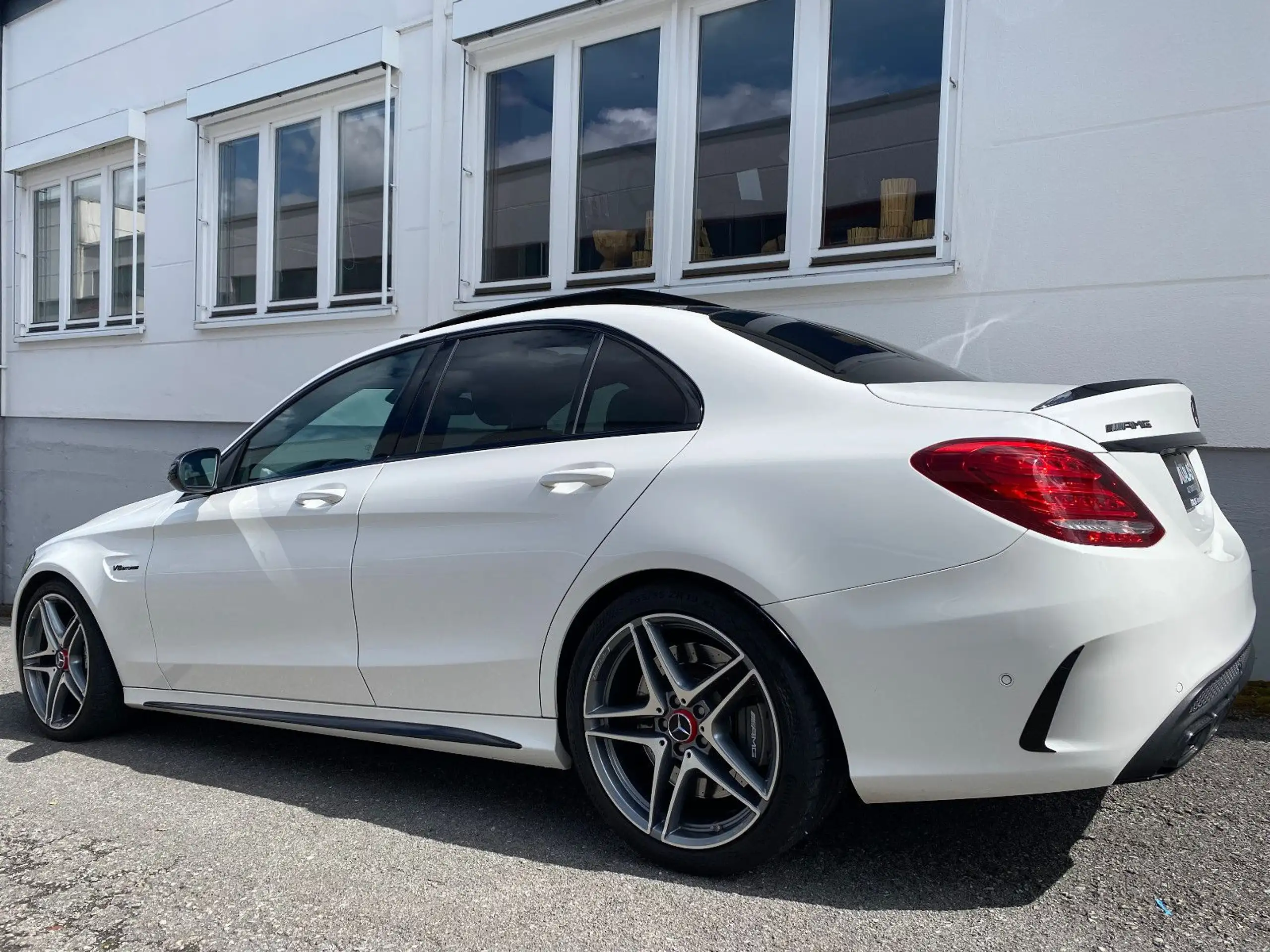 Mercedes-Benz - C 63 AMG