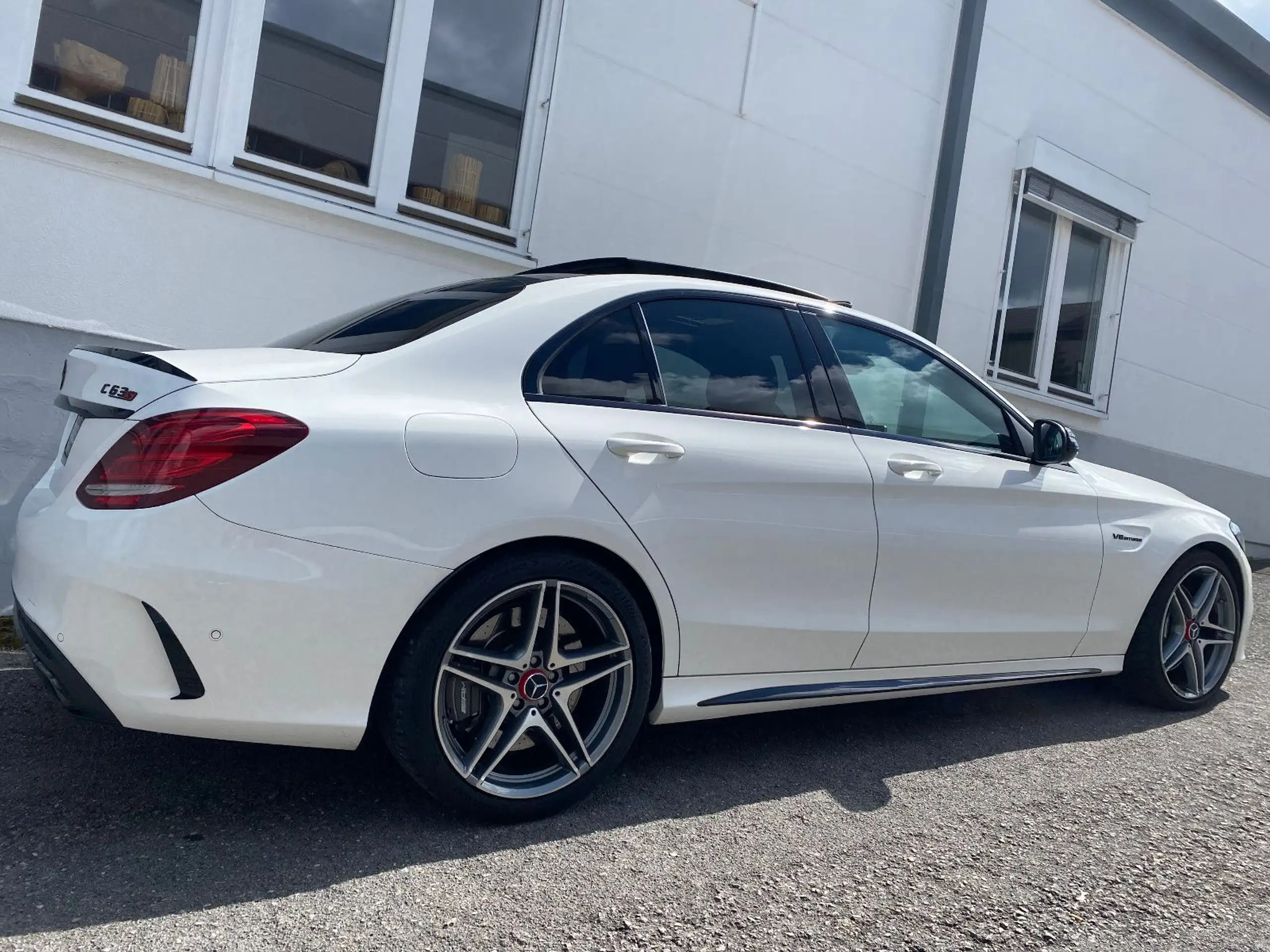 Mercedes-Benz - C 63 AMG