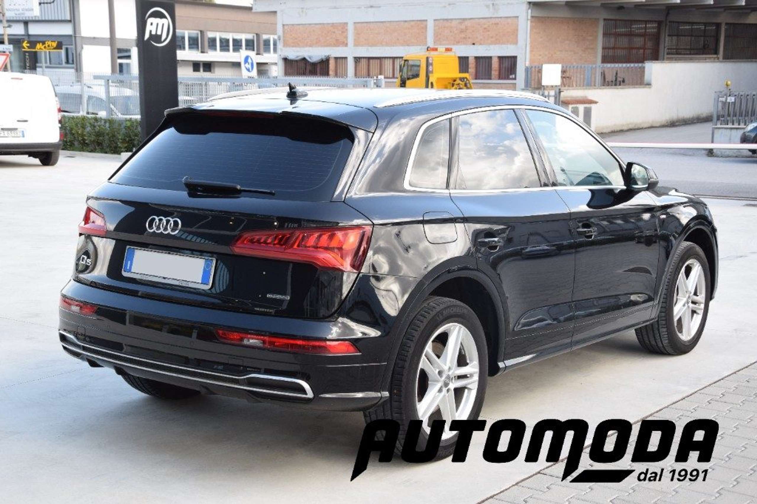 Audi - Q5