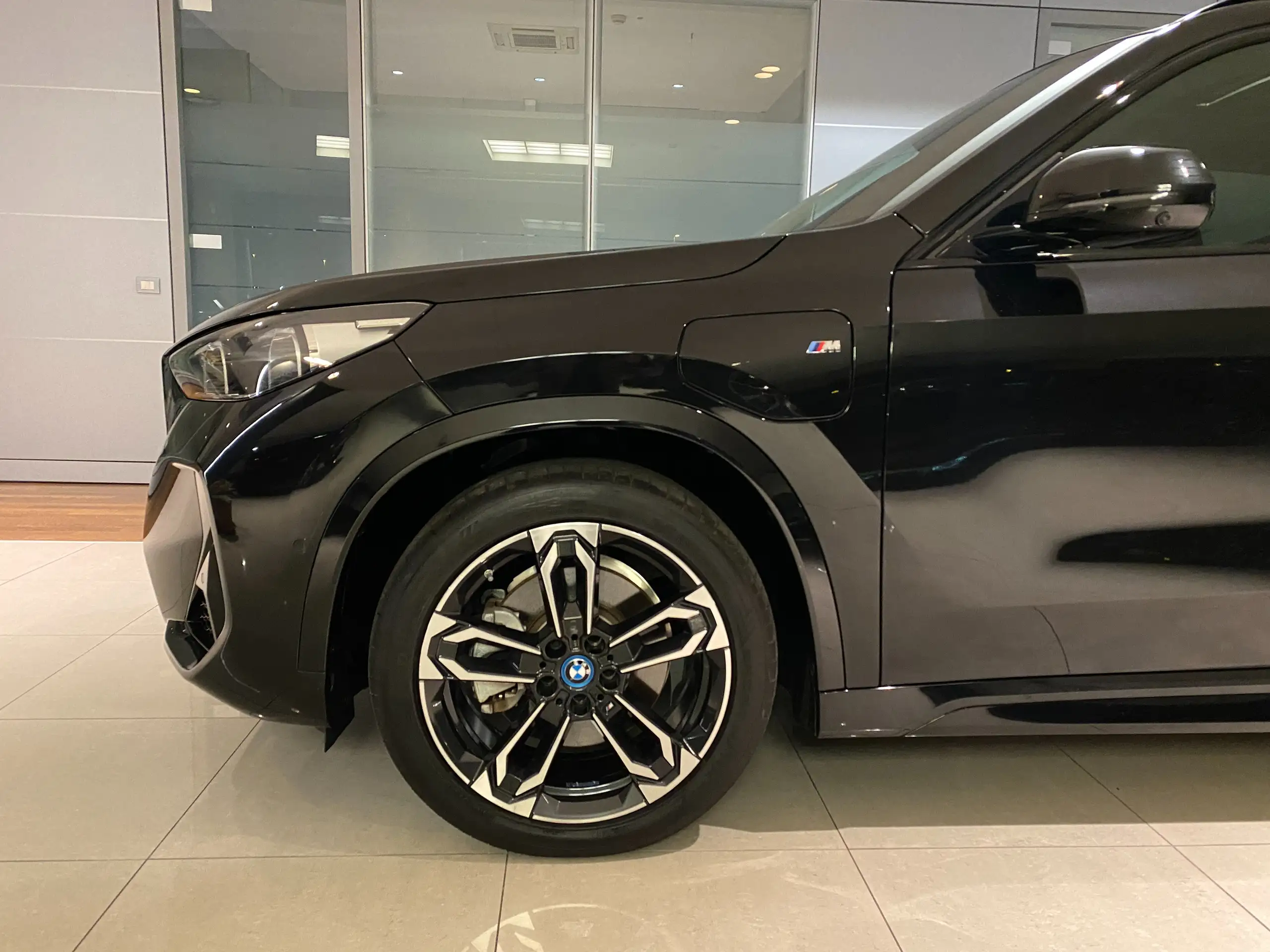 BMW - X1