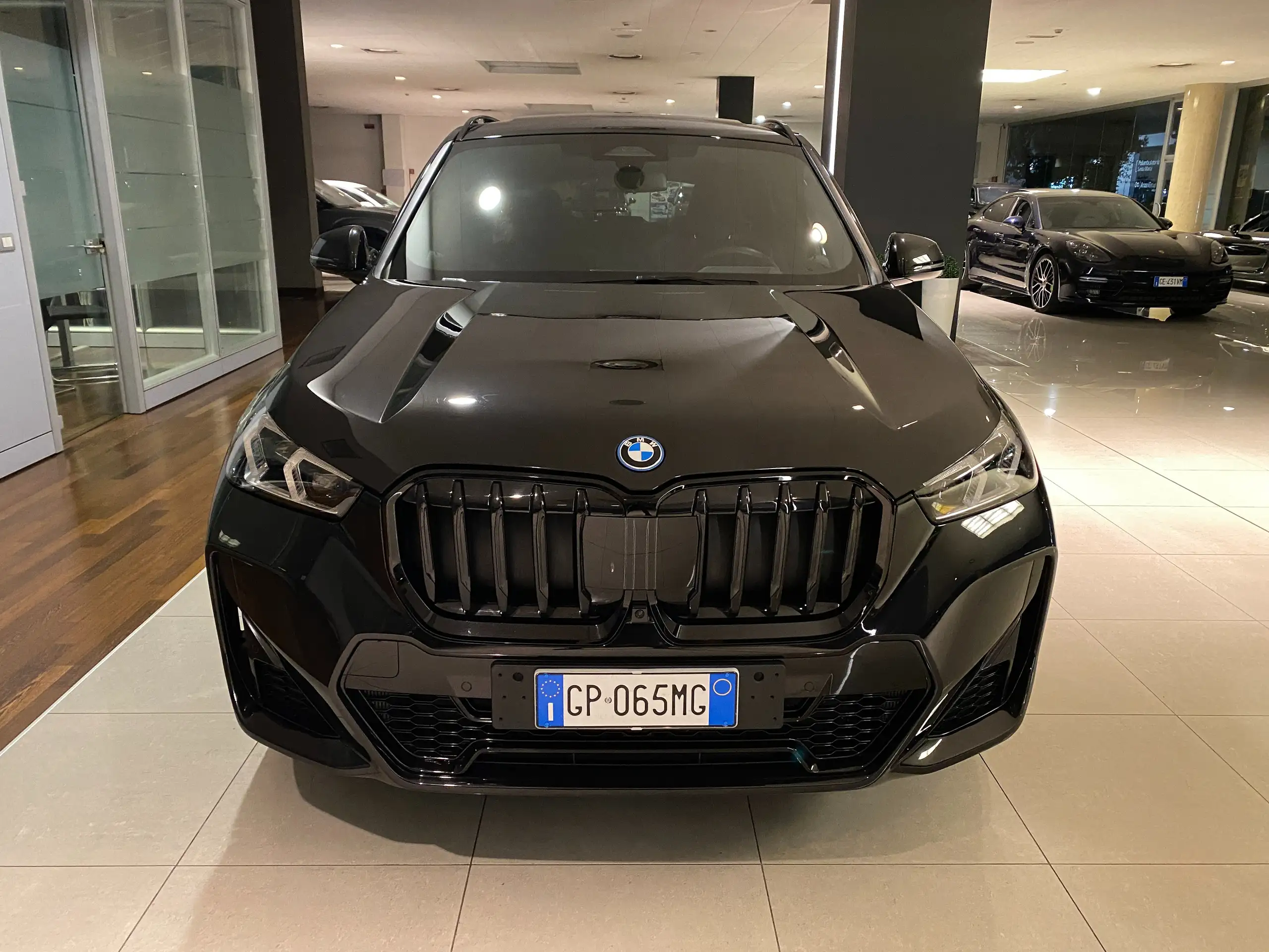 BMW - X1