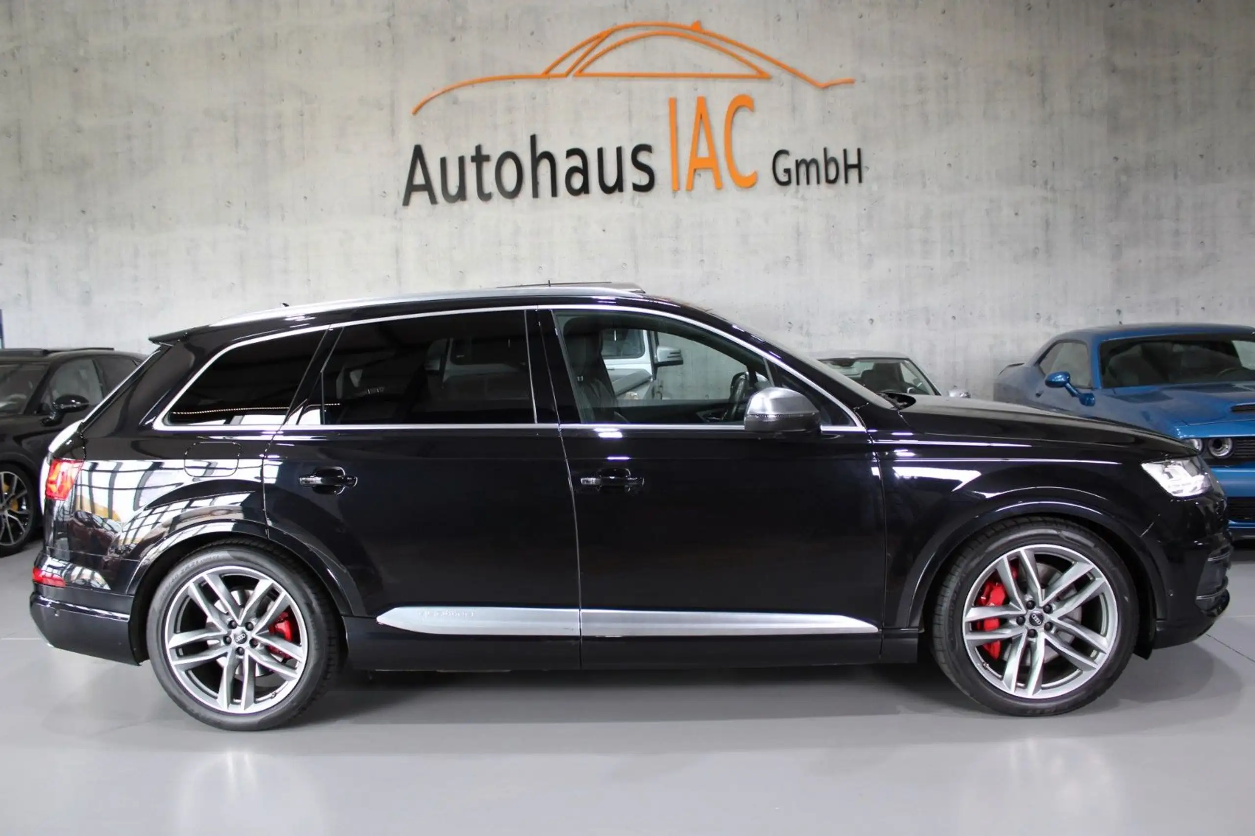 Audi - SQ7