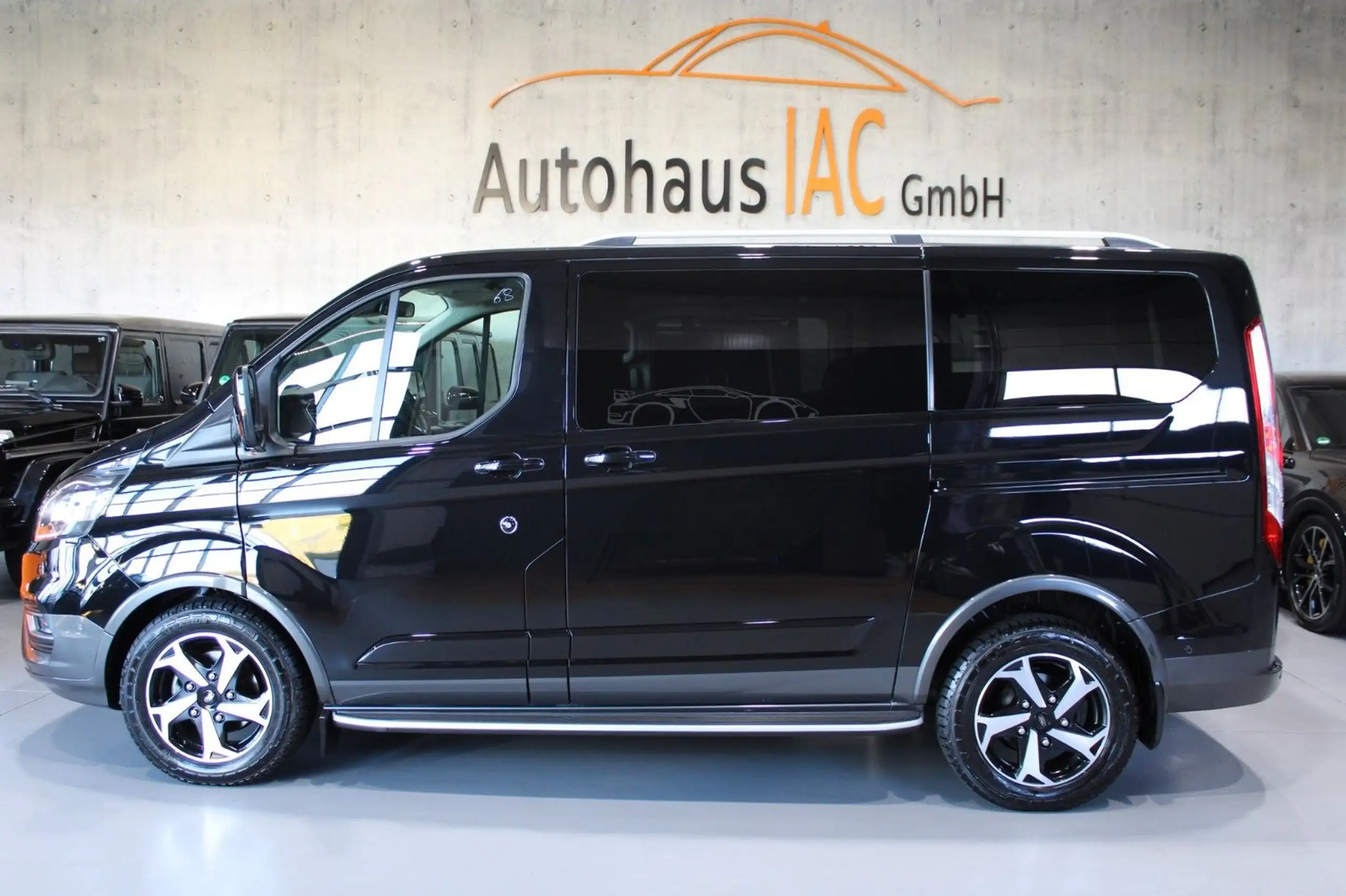 Ford - Tourneo Custom