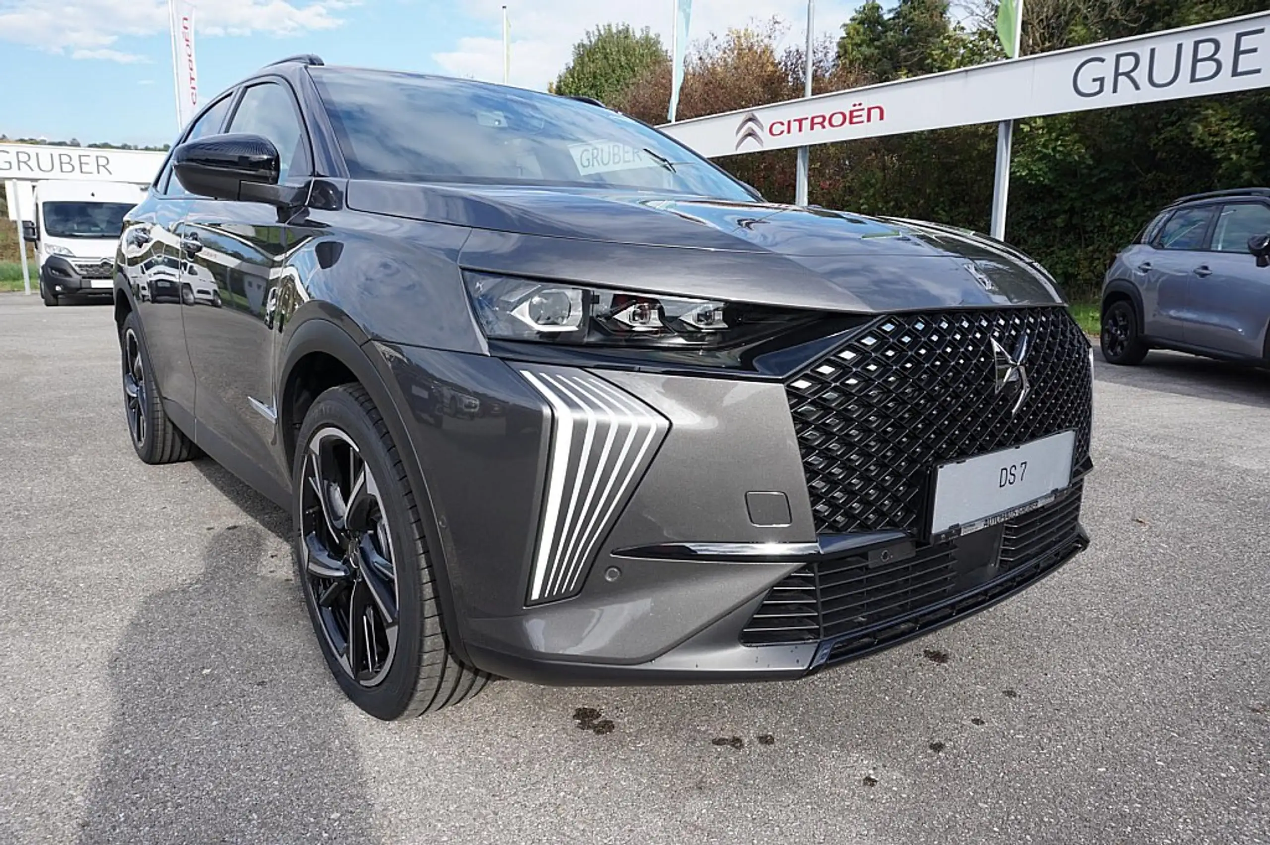 DS Automobiles DS 7 Crossback 2024