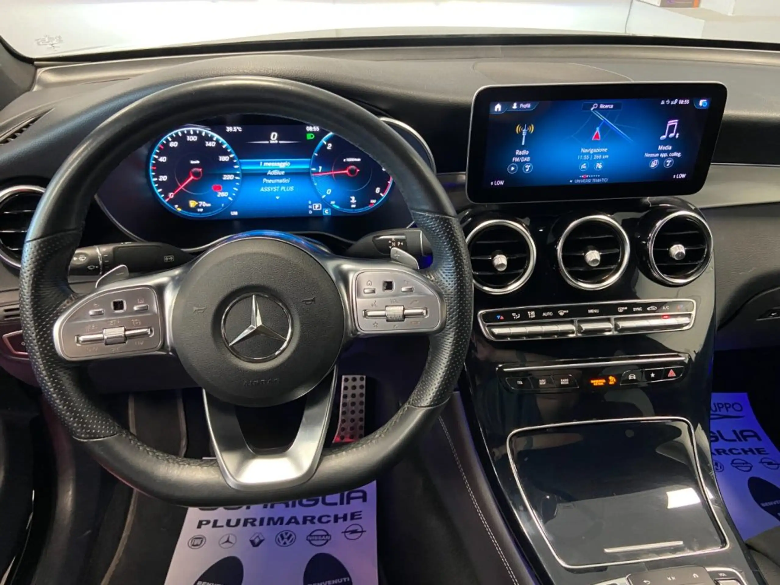 Mercedes-Benz - GLC 220