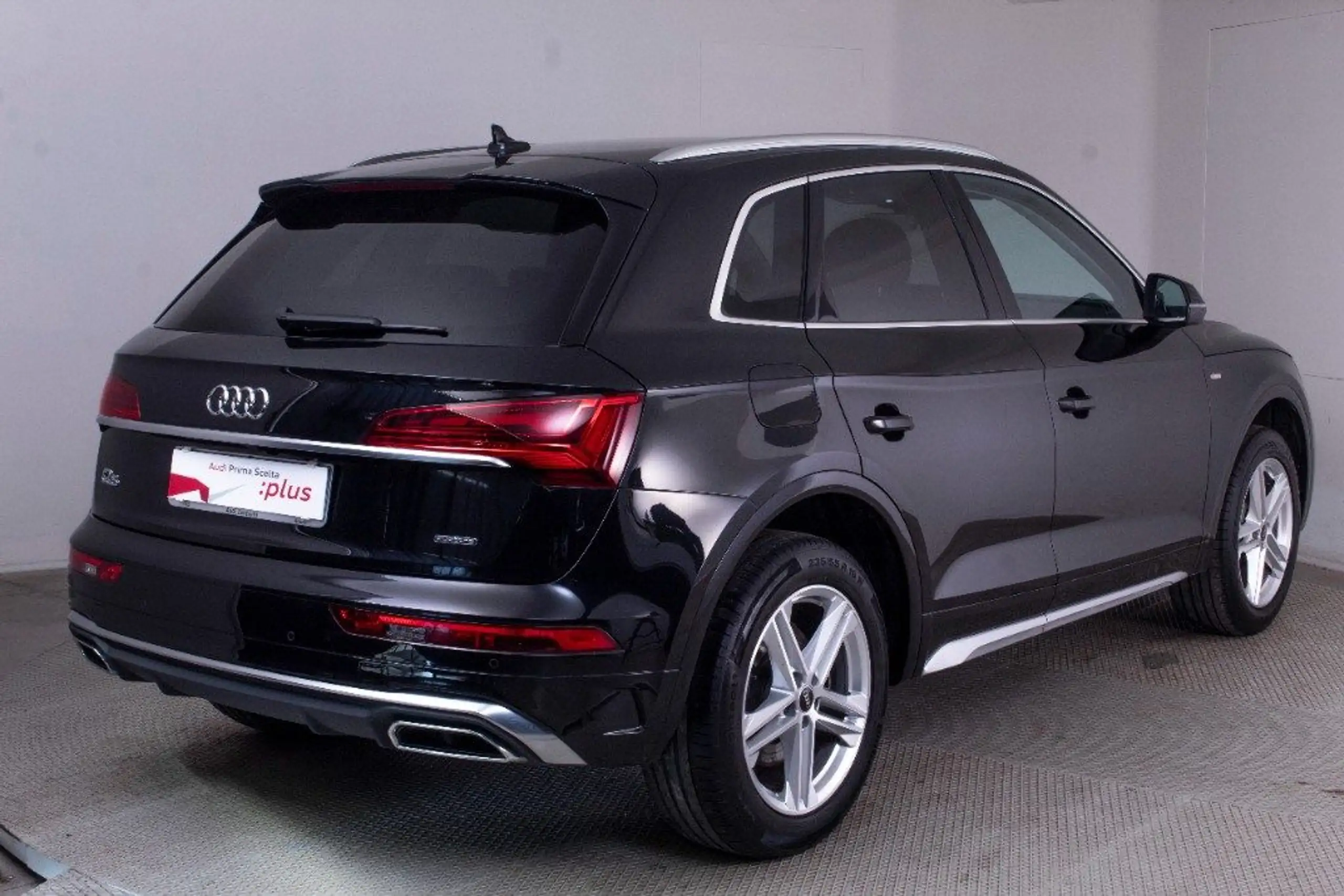 Audi - Q5