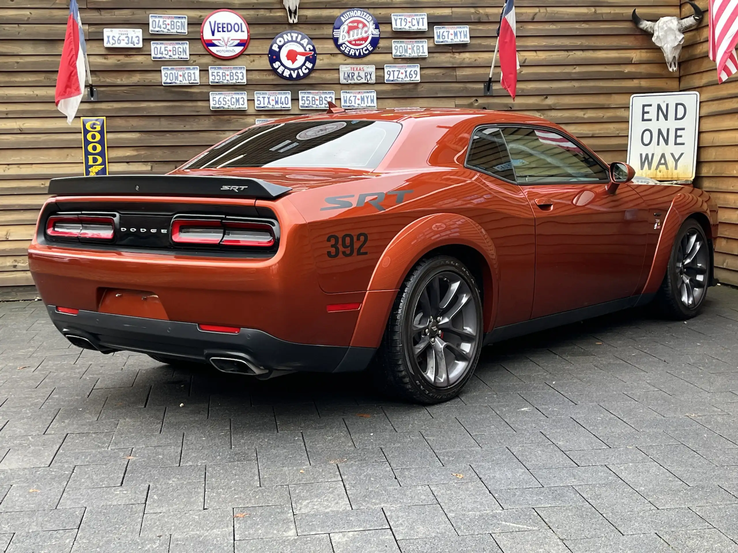 Dodge - Challenger