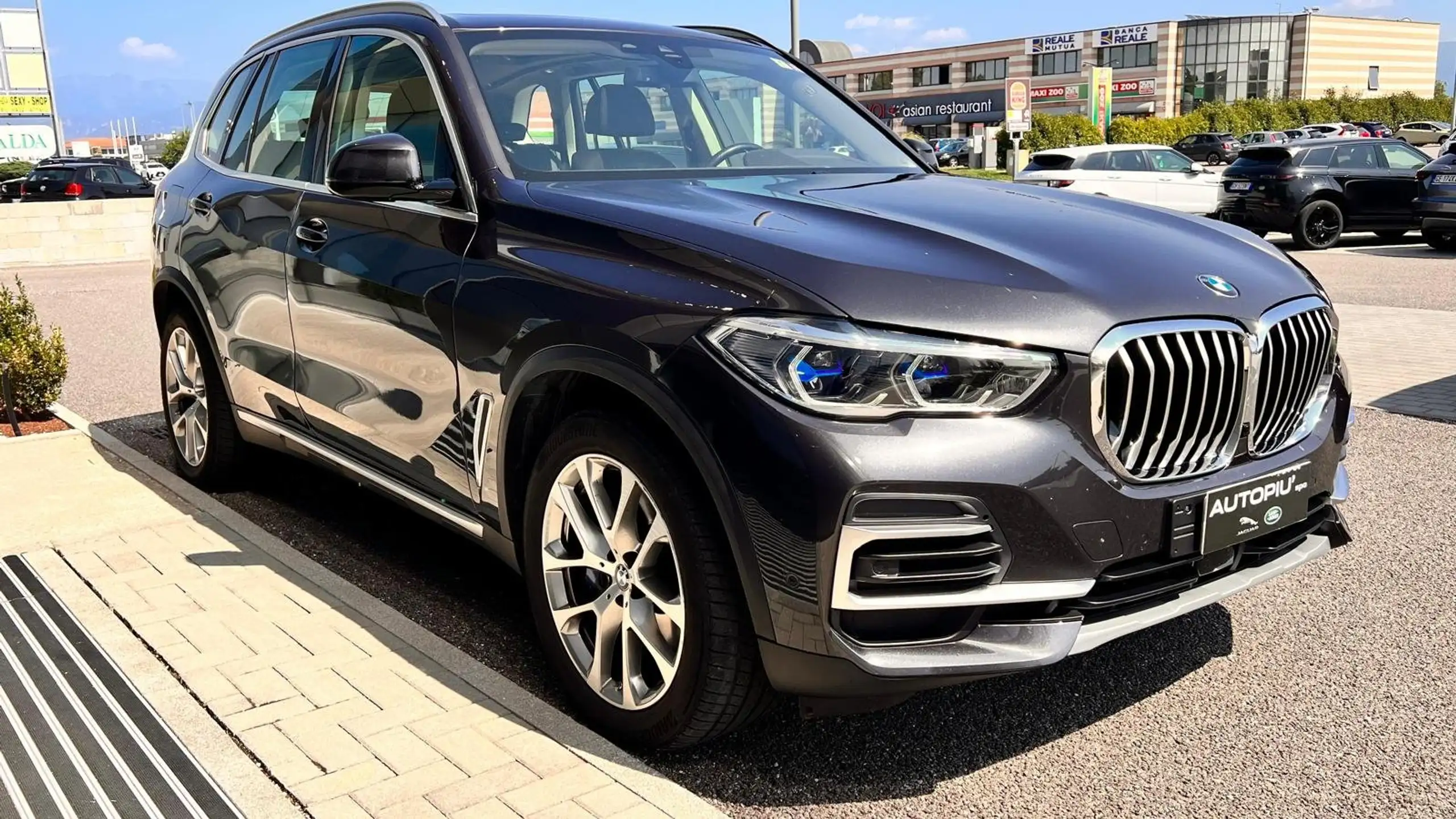 BMW - X5