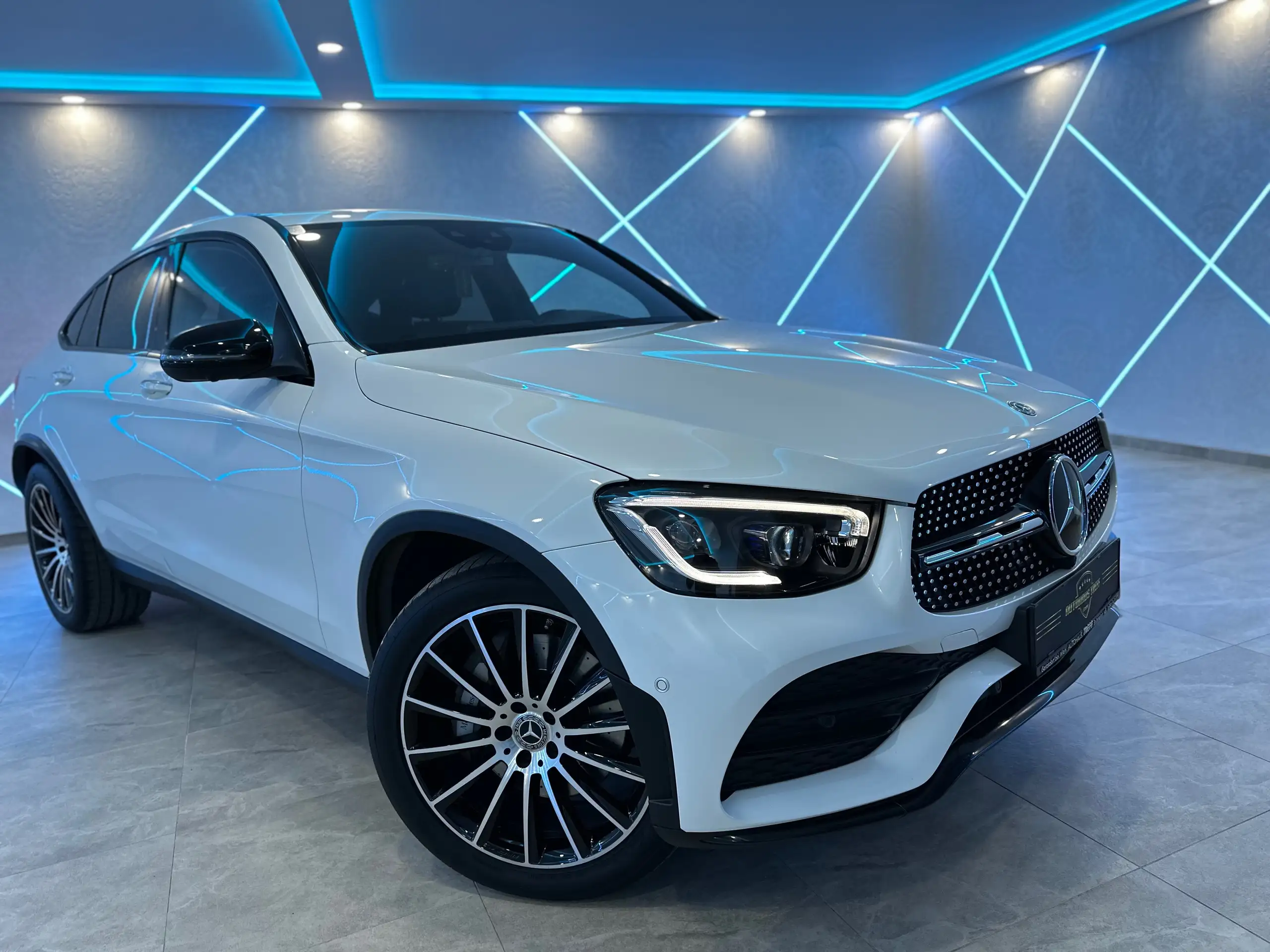 Mercedes-Benz - GLC 220