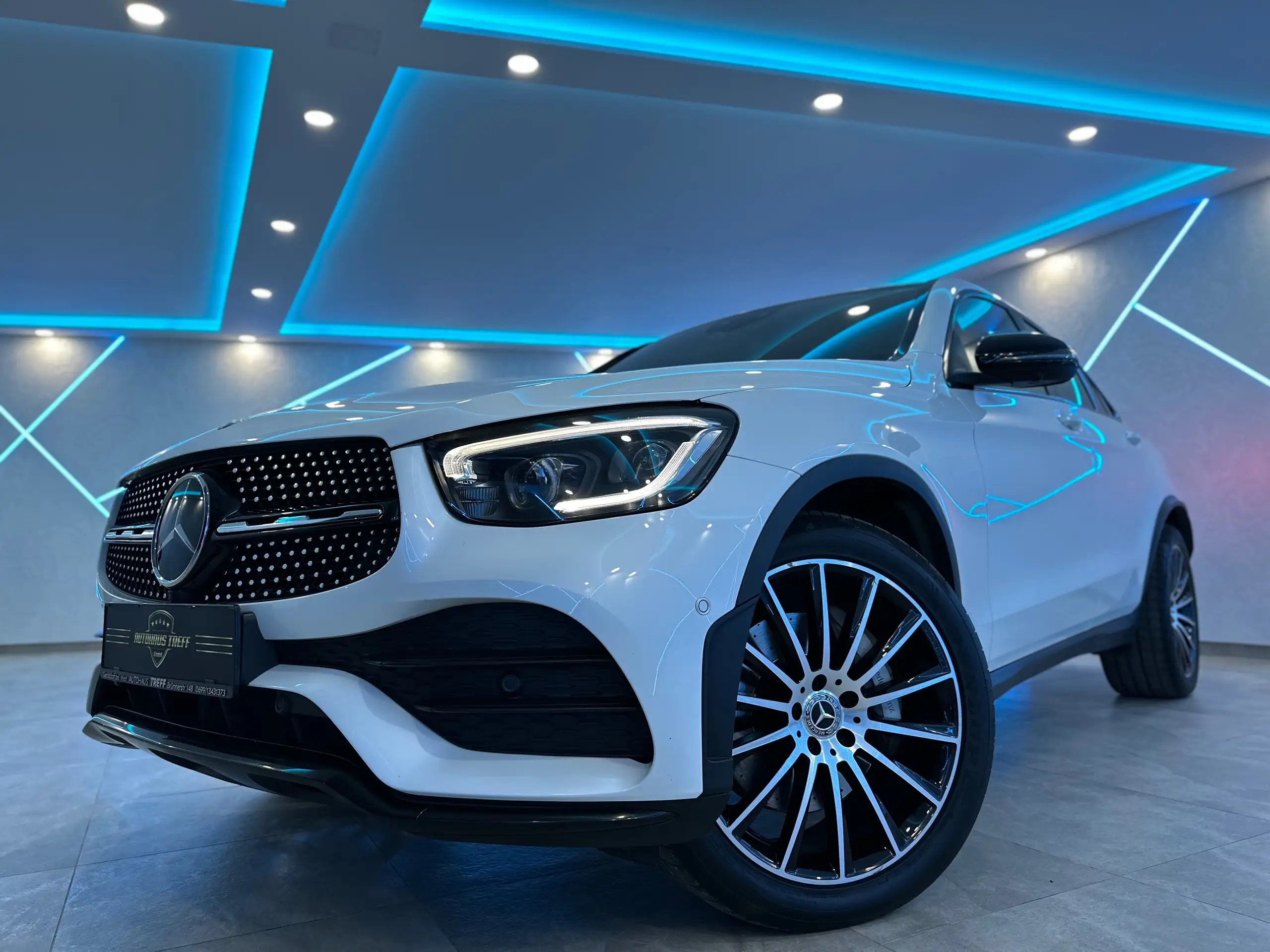 Mercedes-Benz - GLC 220