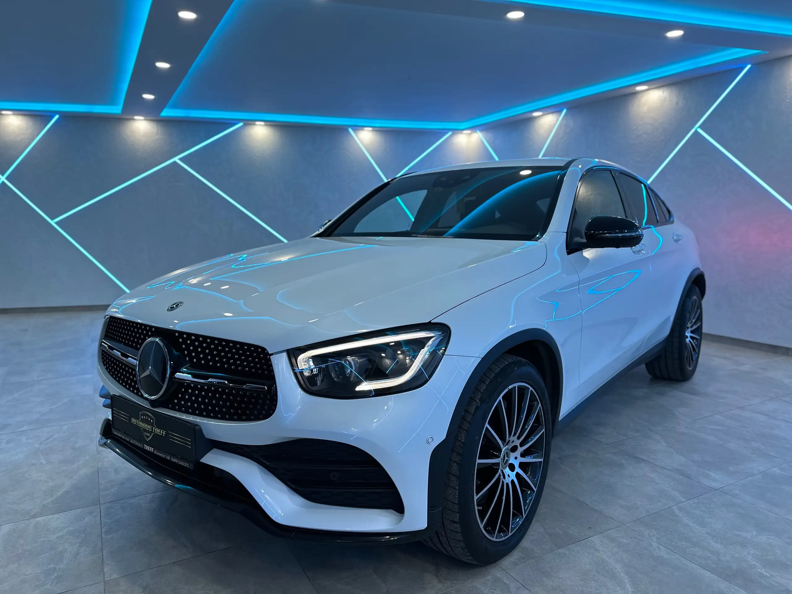 Mercedes-Benz - GLC 220