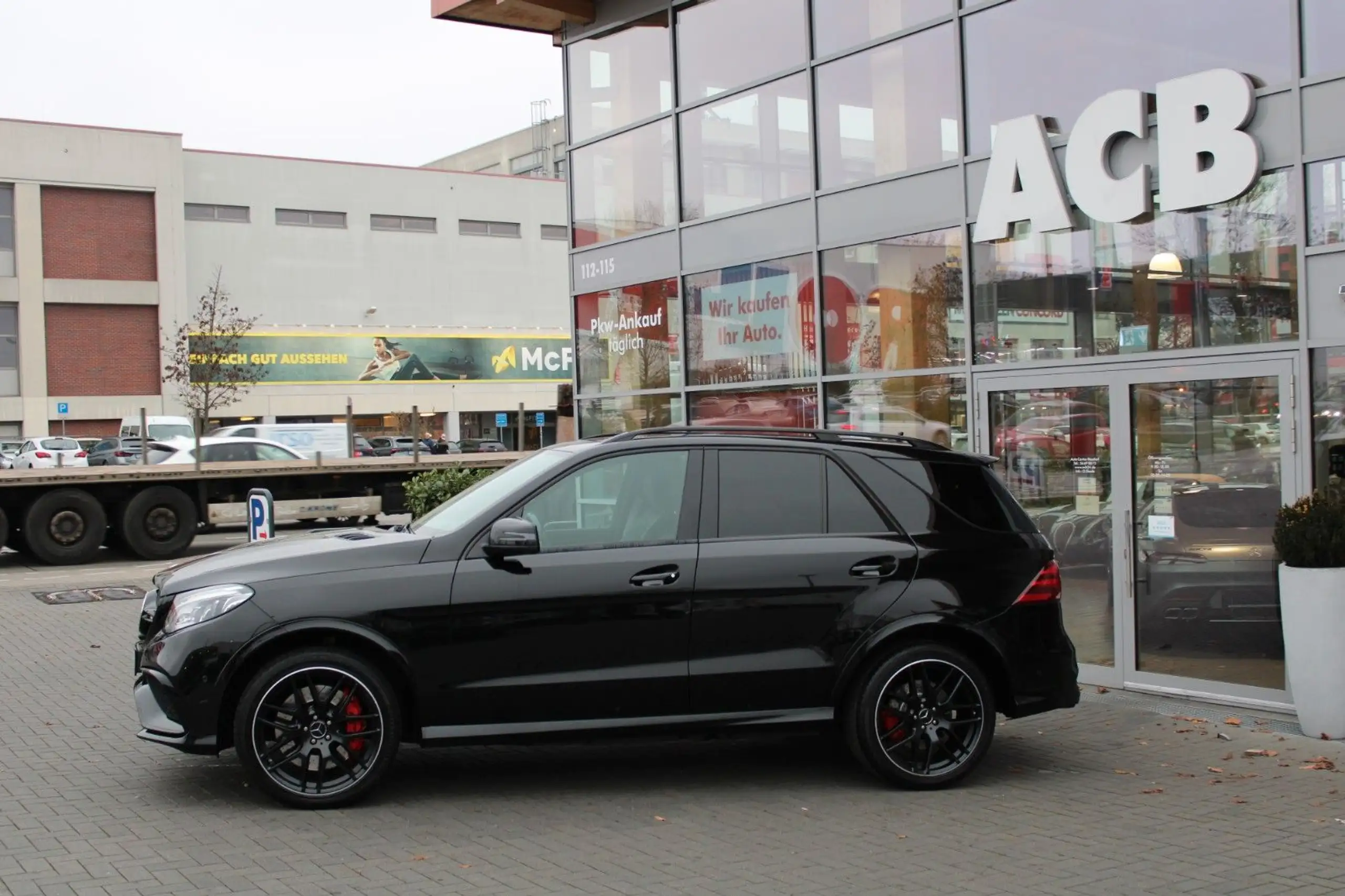 Mercedes-Benz - GLE 63 AMG