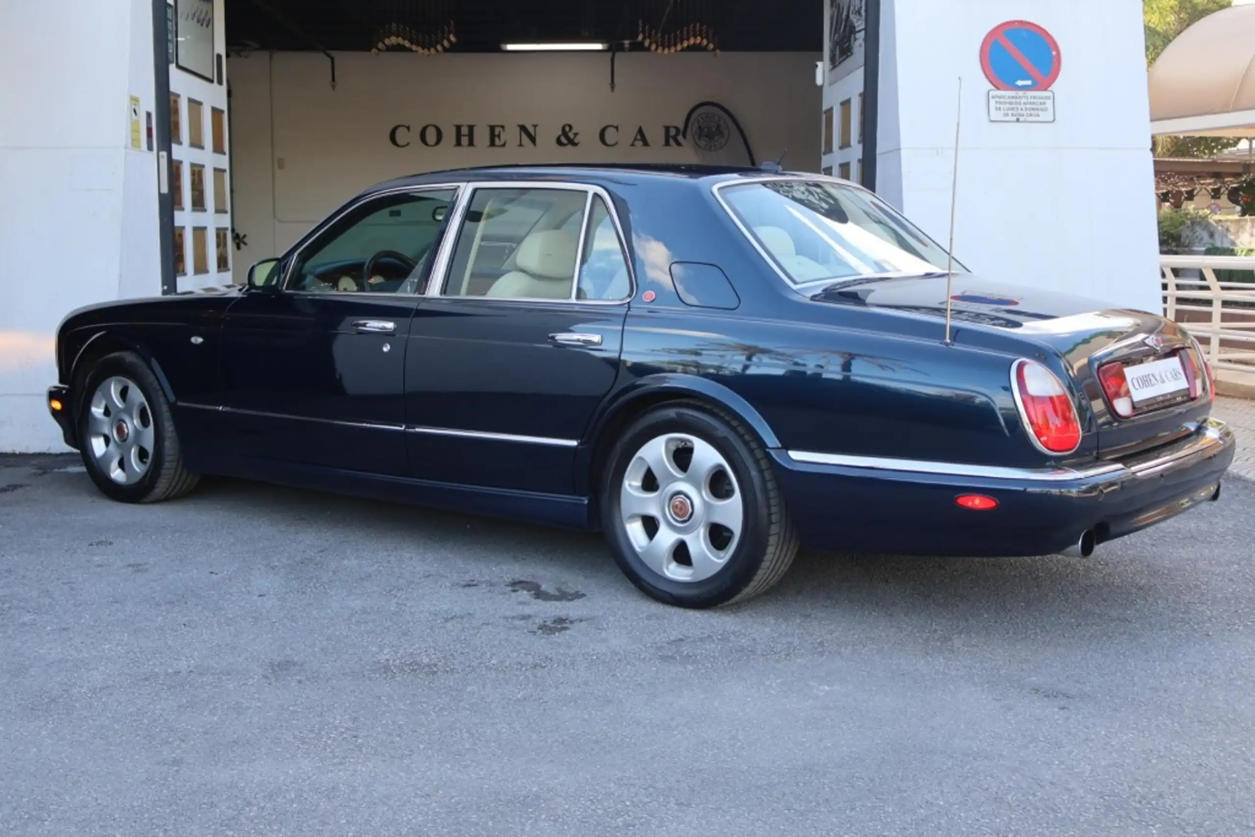 Bentley - Arnage