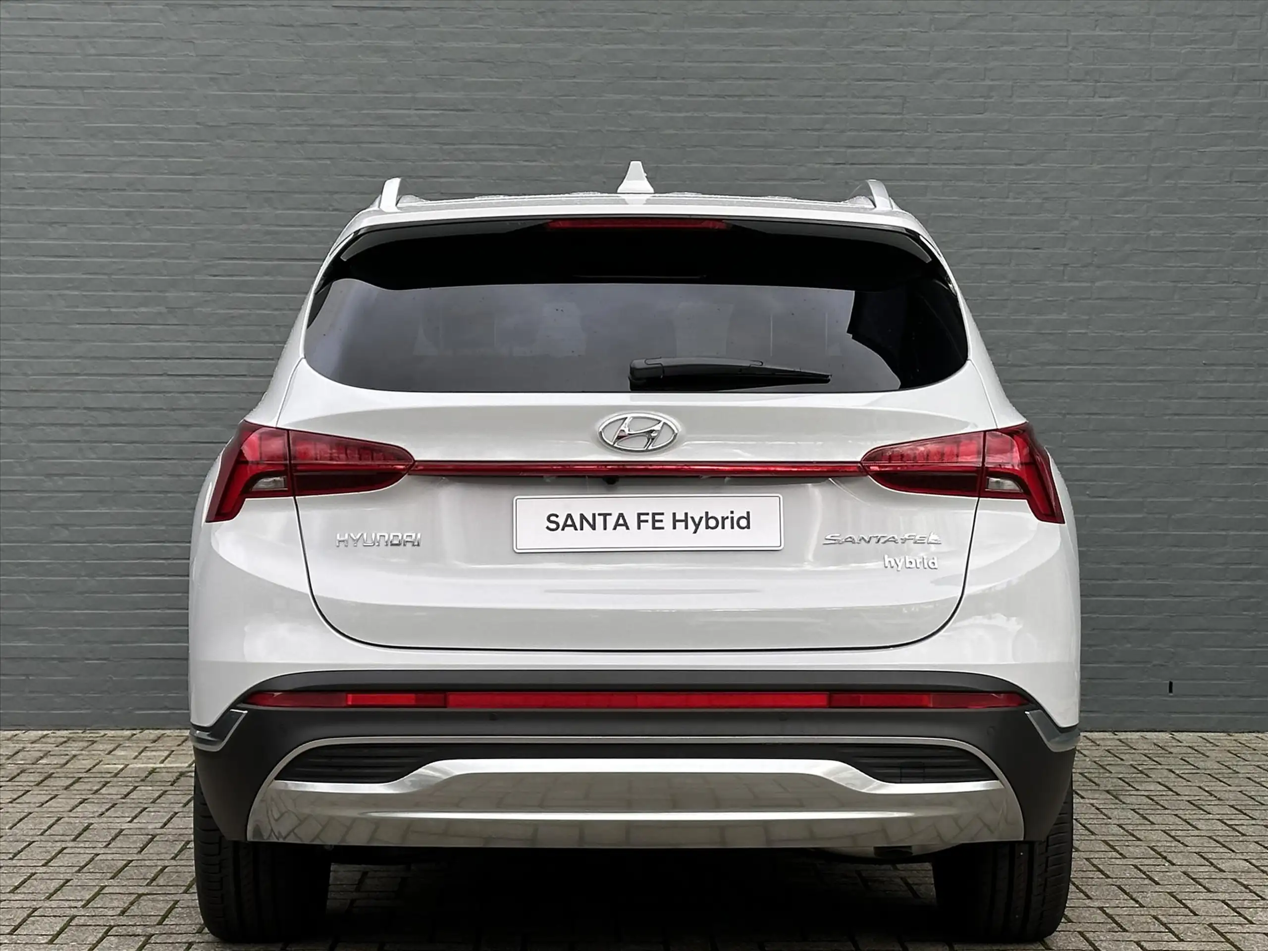 Hyundai - SANTA FE