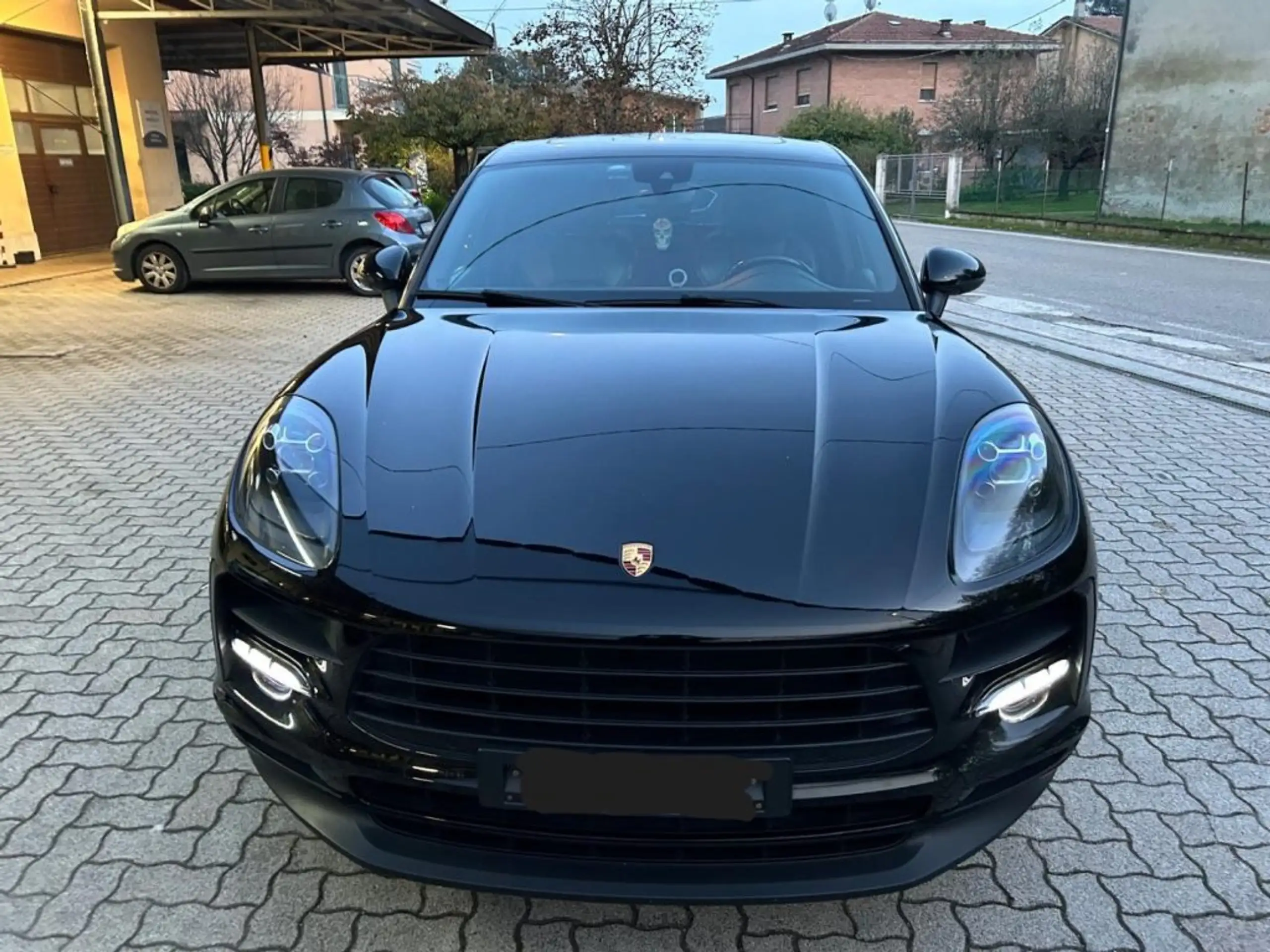 Porsche - Macan