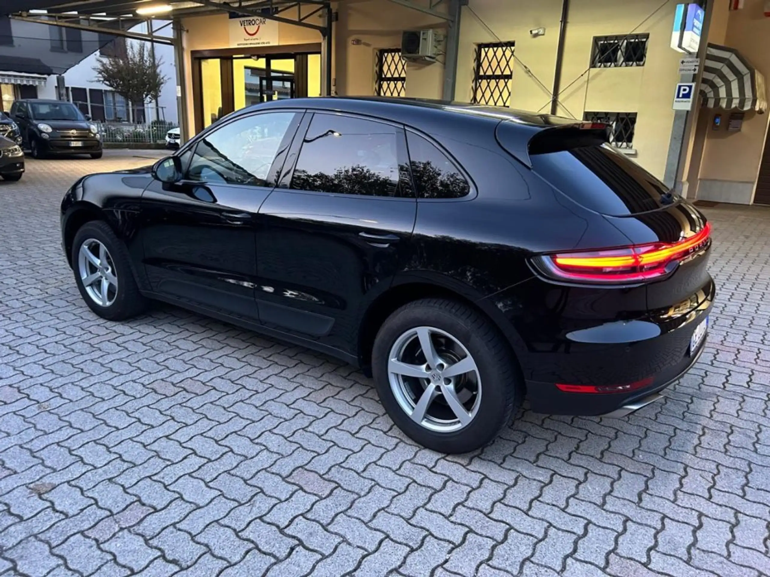 Porsche - Macan